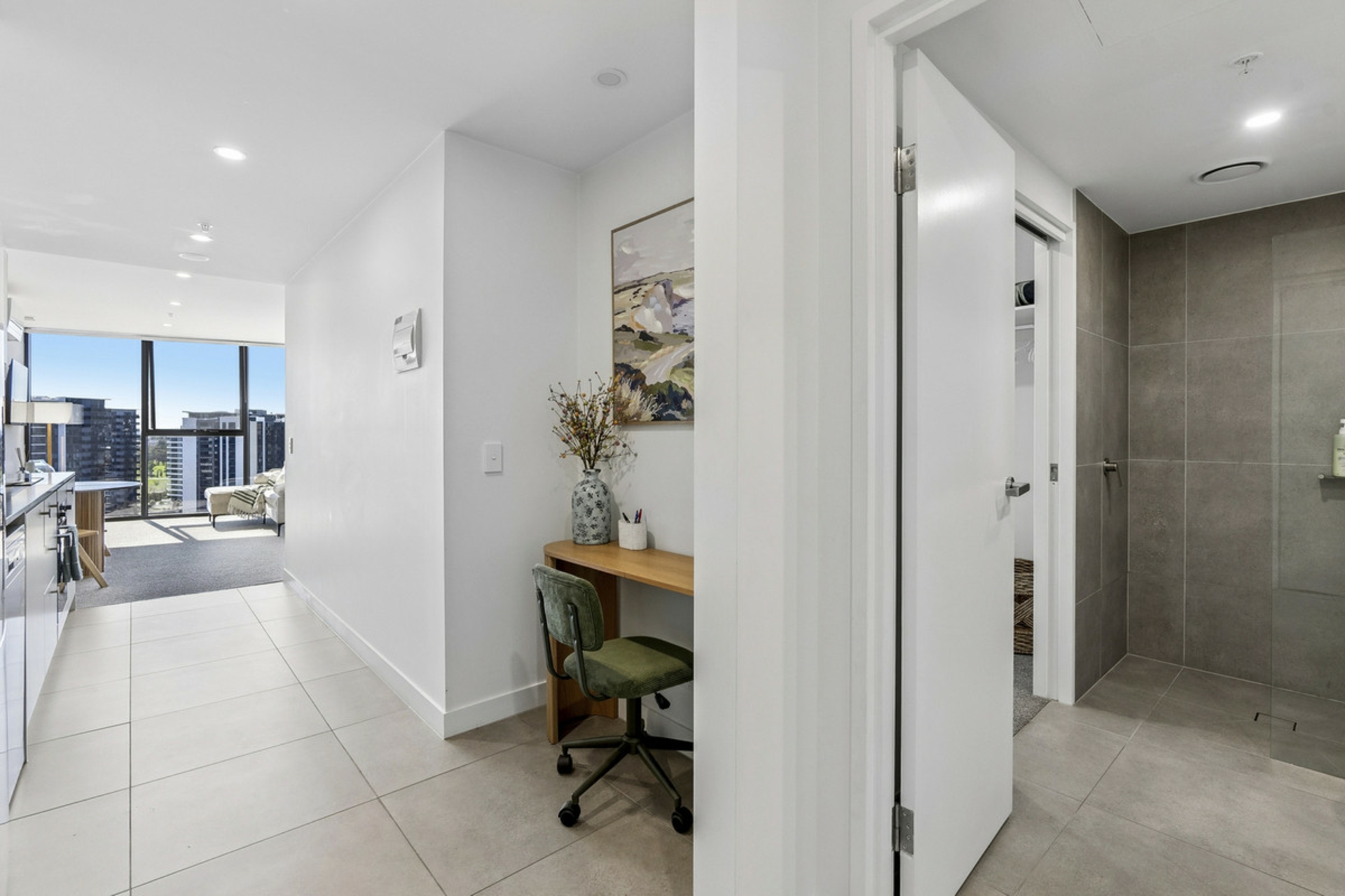 1110/2 Furzer Street — photo 11 of 30