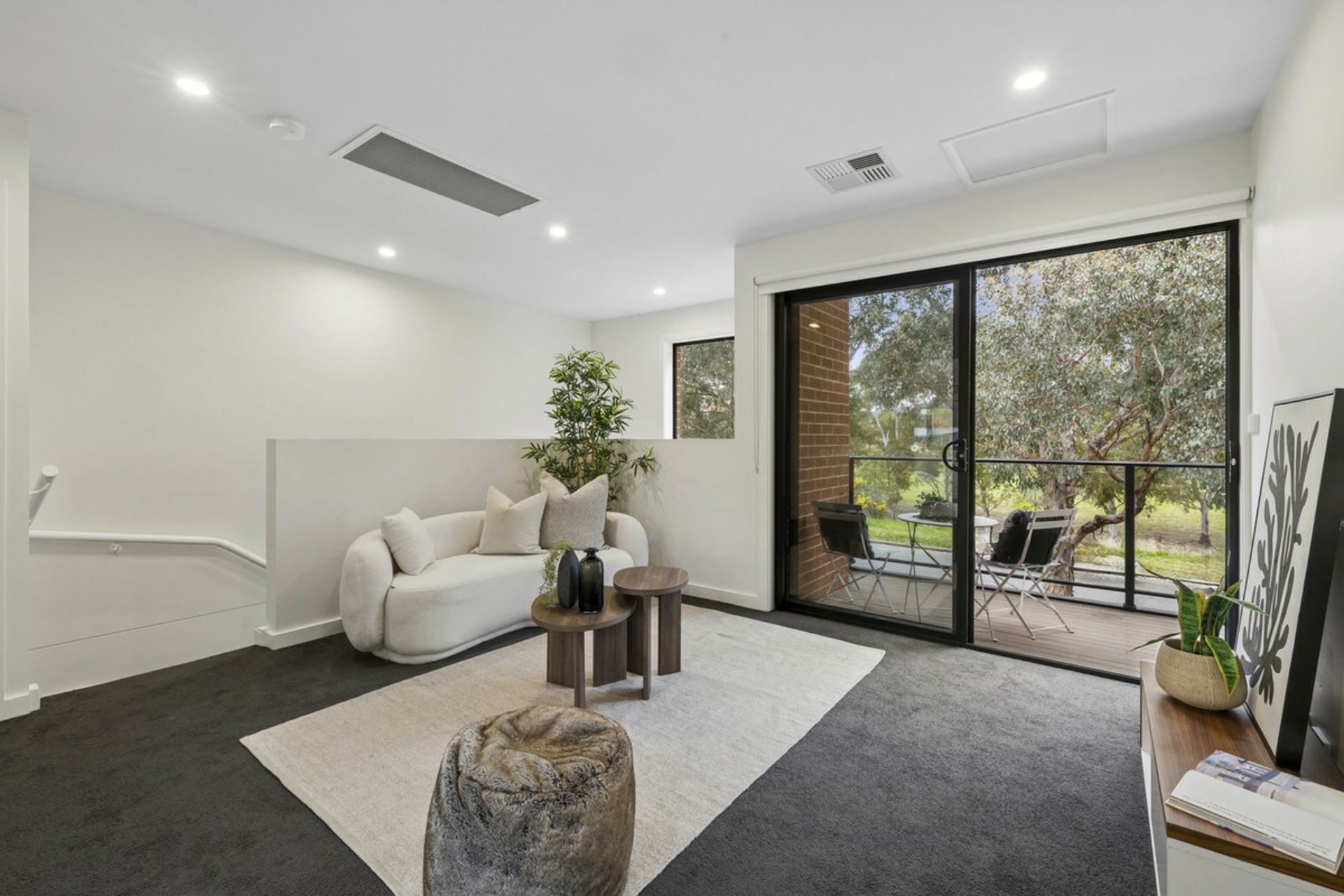 31/1 Rowland Rees Crescent — photo 26 of 30