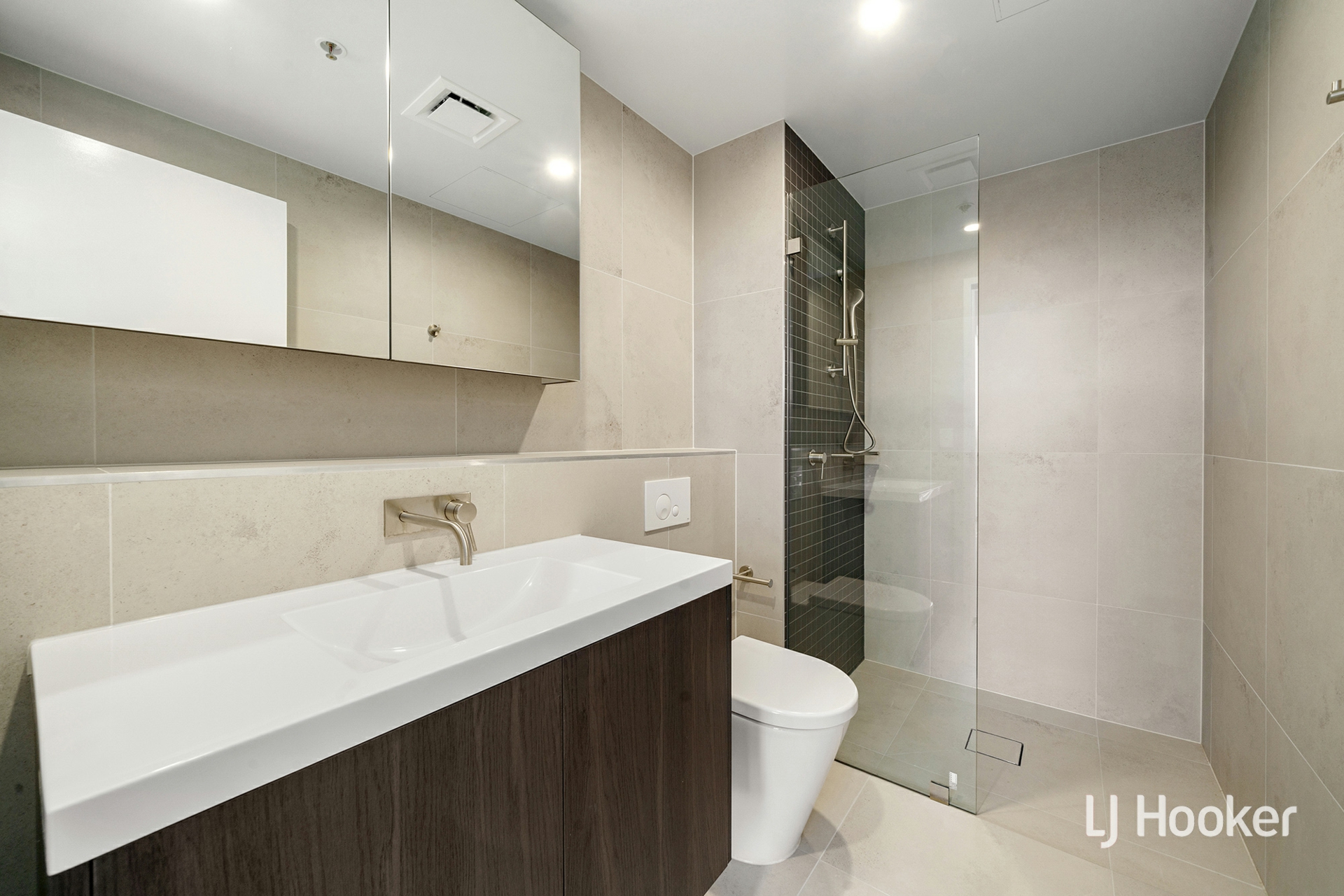1313/3 Grazier Lane, BELCONNEN