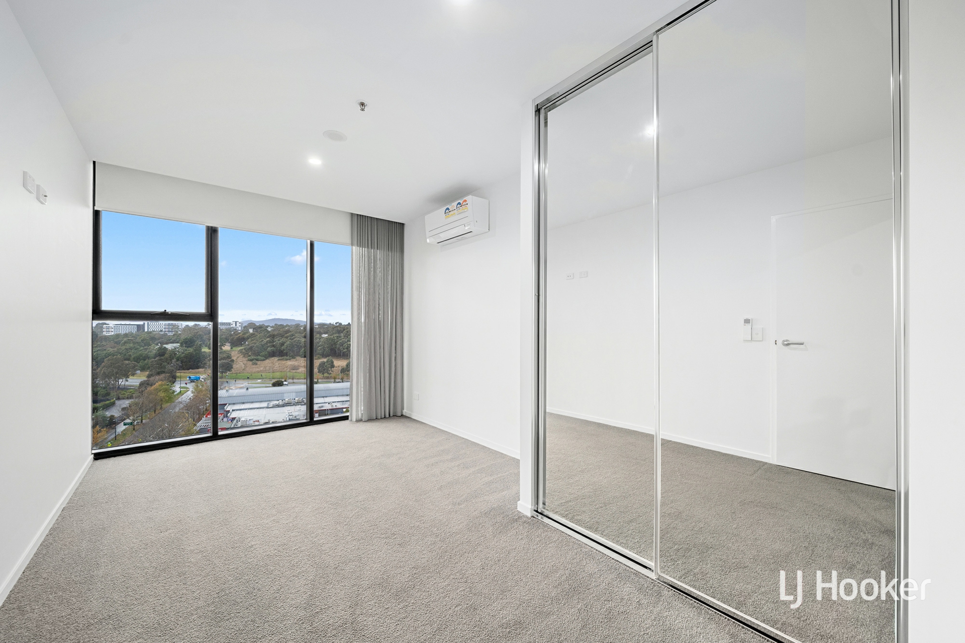 911/4 Grazier Lane, BELCONNEN
