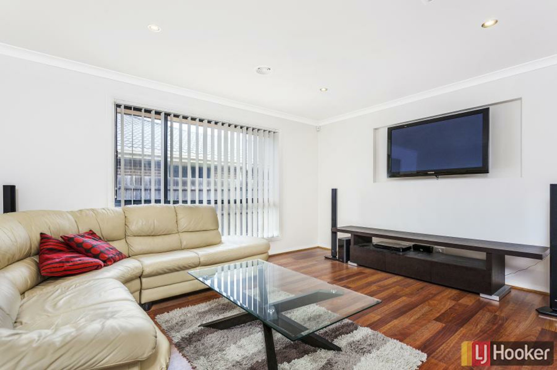 6 De Mole Street, DUNLOP