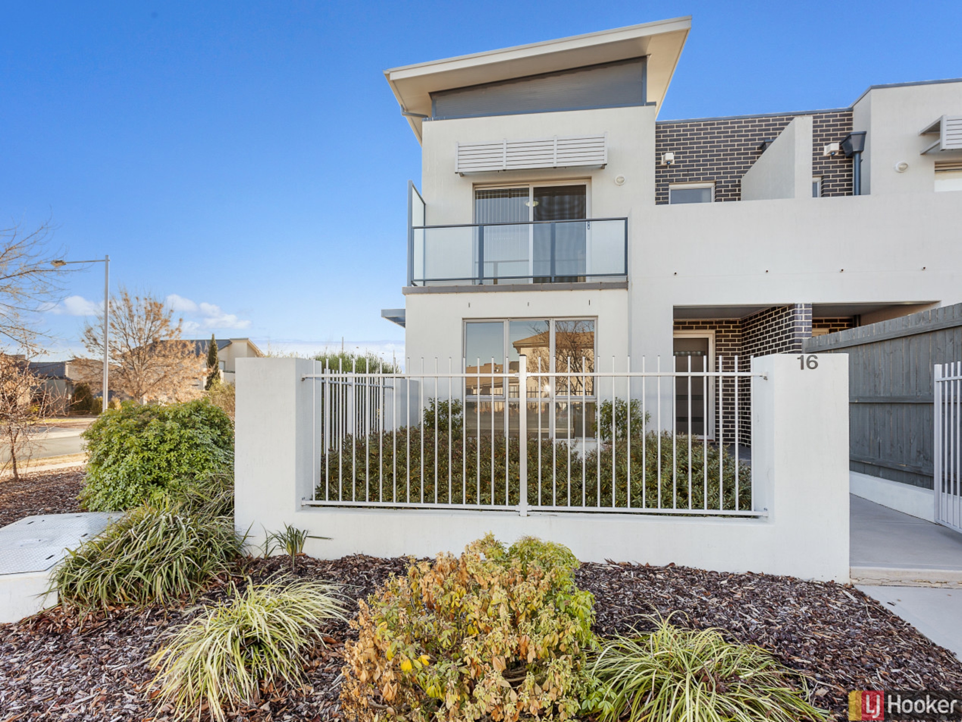 16 Mavis Latham Street, FRANKLIN