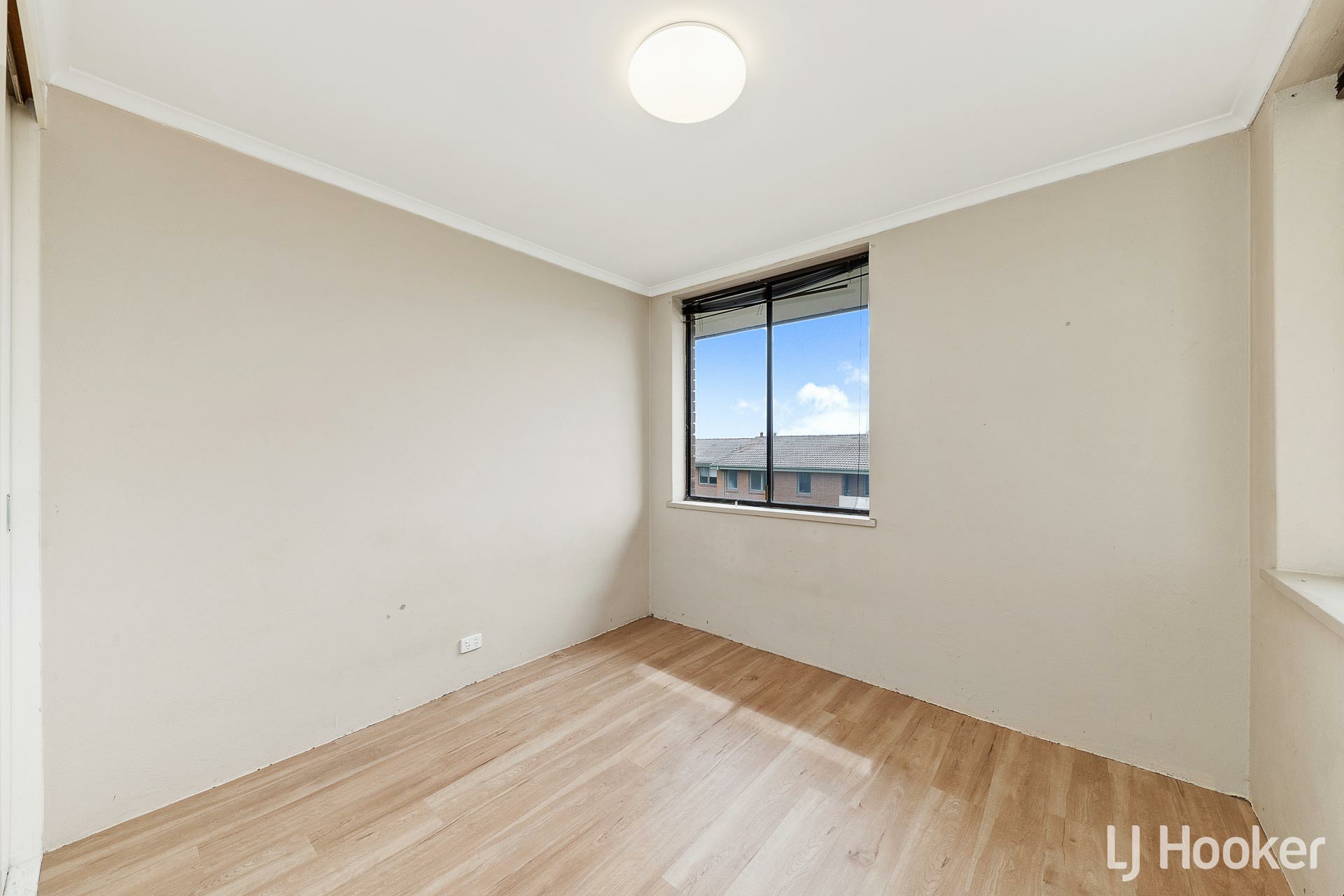 22/28 Springvale Drive, HAWKER