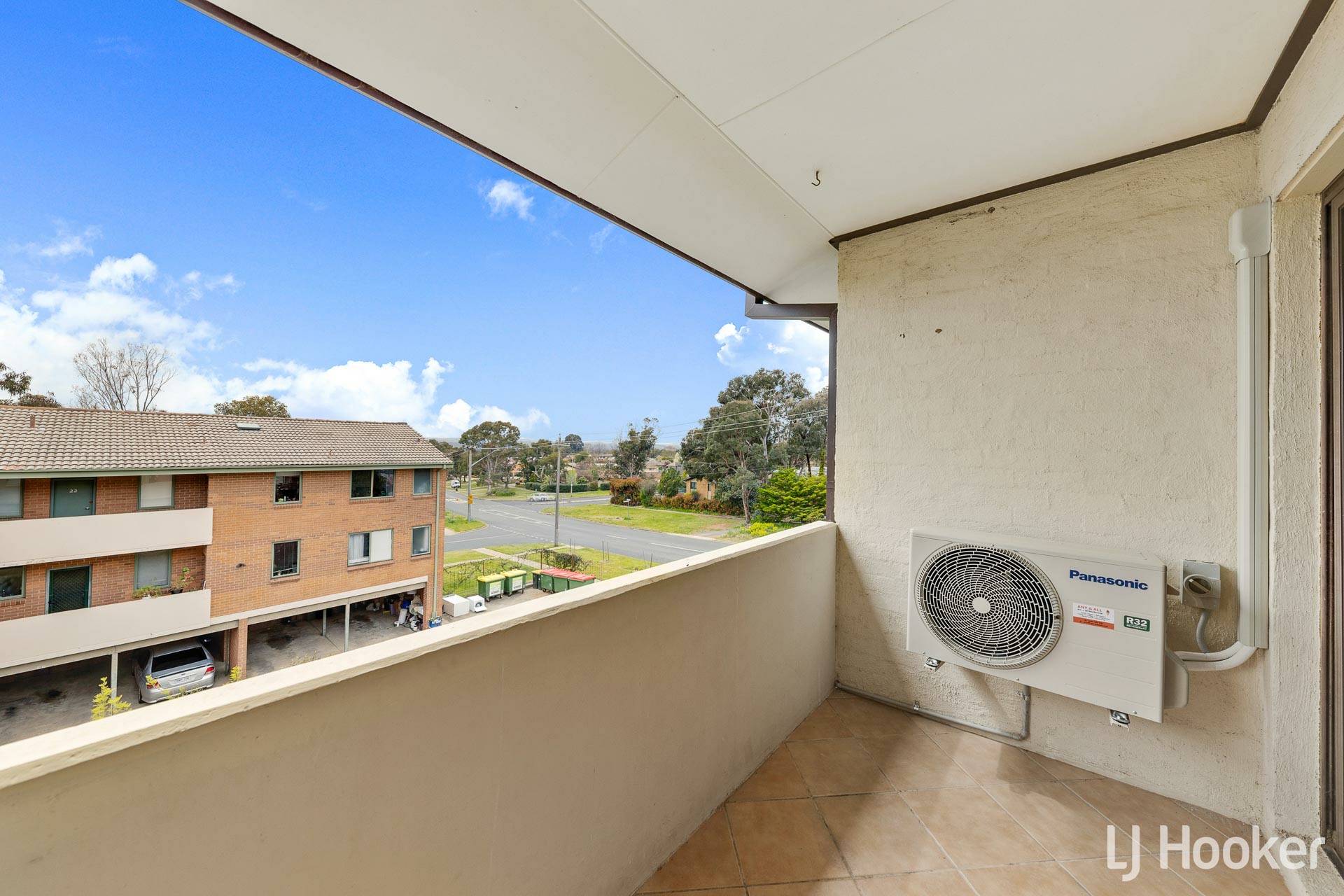 22/28 Springvale Drive, HAWKER