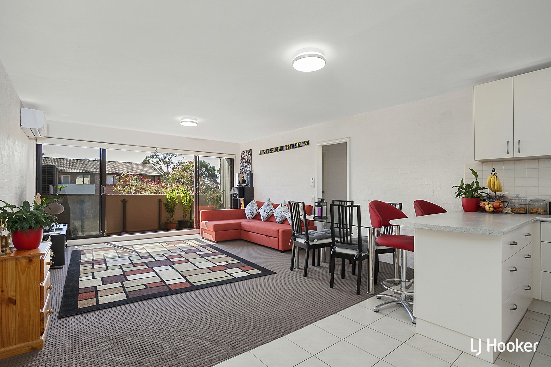 4/3 Bonrook Street, HAWKER
