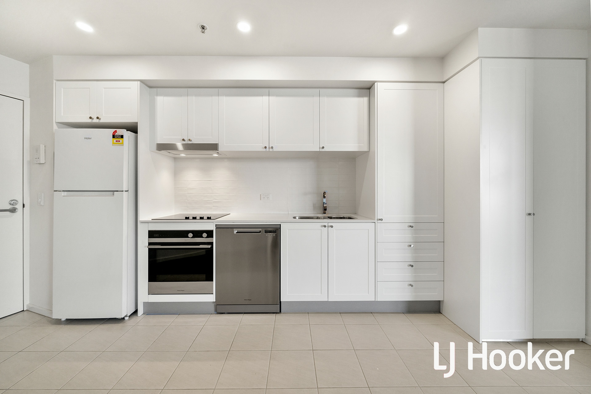 215/1 Anthony Rolfe Avenue, GUNGAHLIN