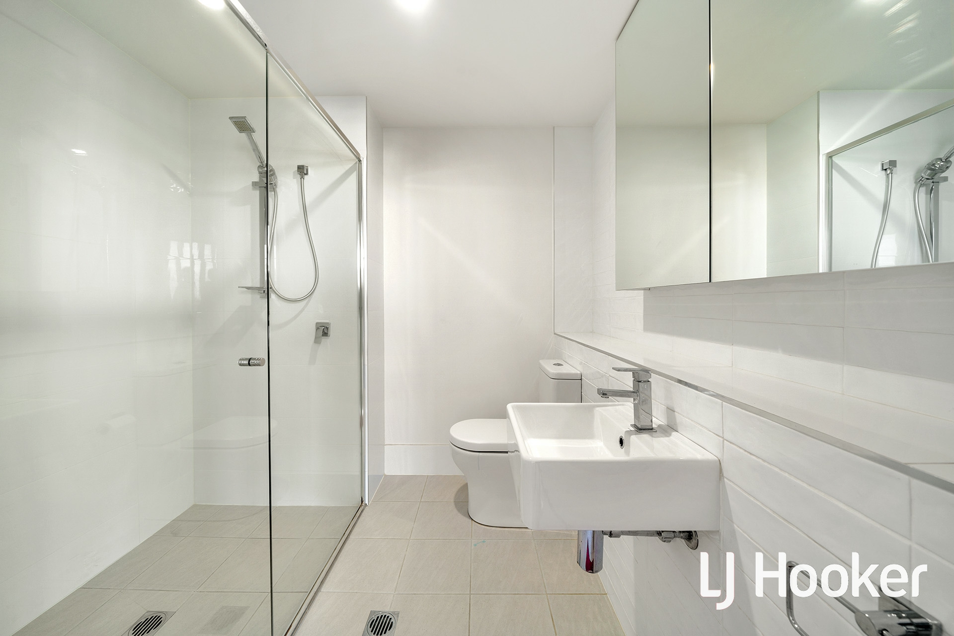 215/1 Anthony Rolfe Avenue, GUNGAHLIN