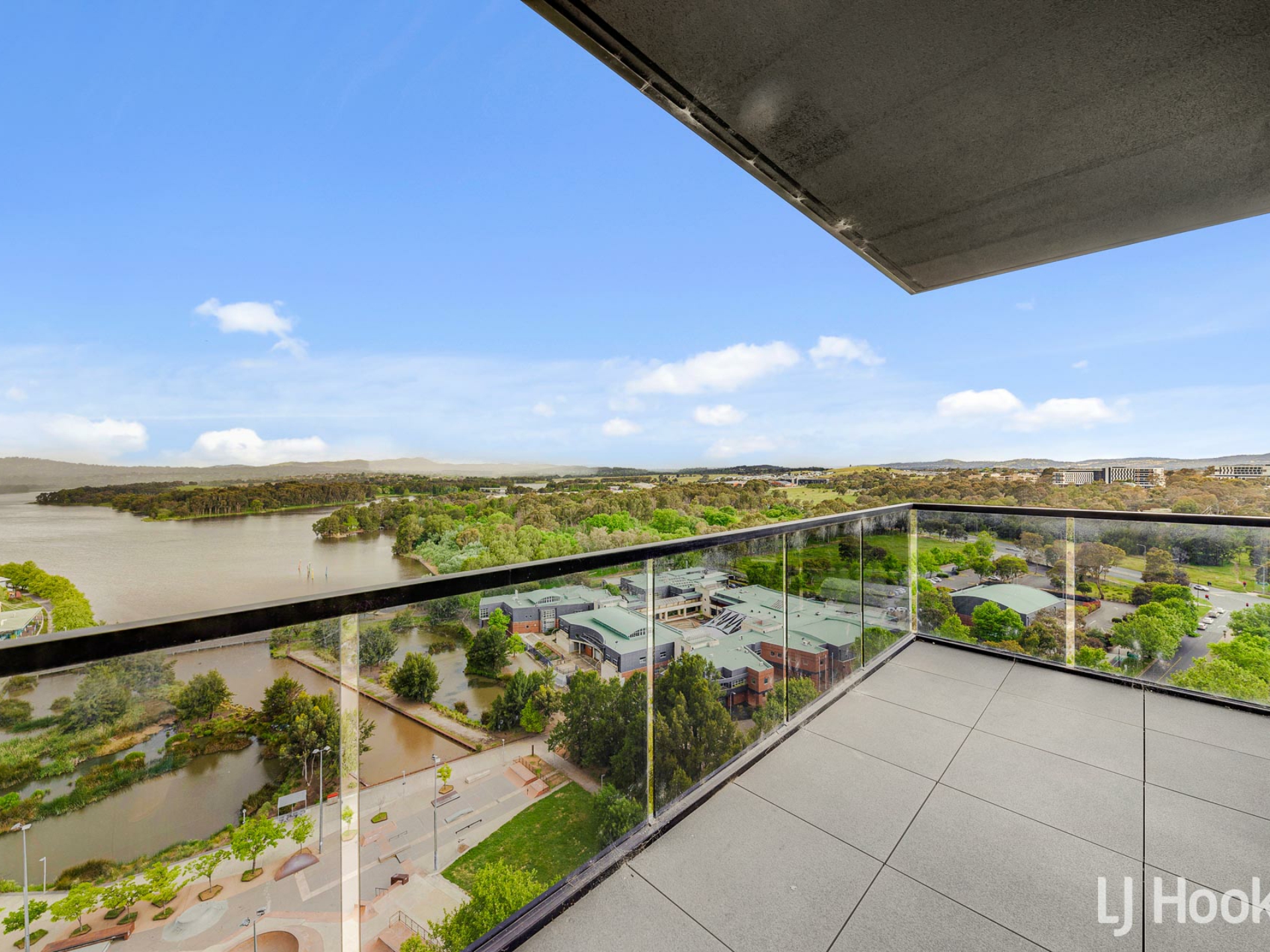 1406/4 Grazier Lane, BELCONNEN