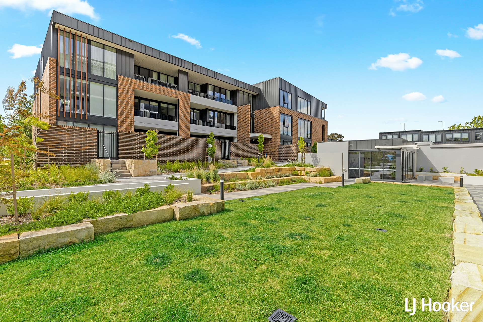 132/39 McIntyre Street, NARRABUNDAH