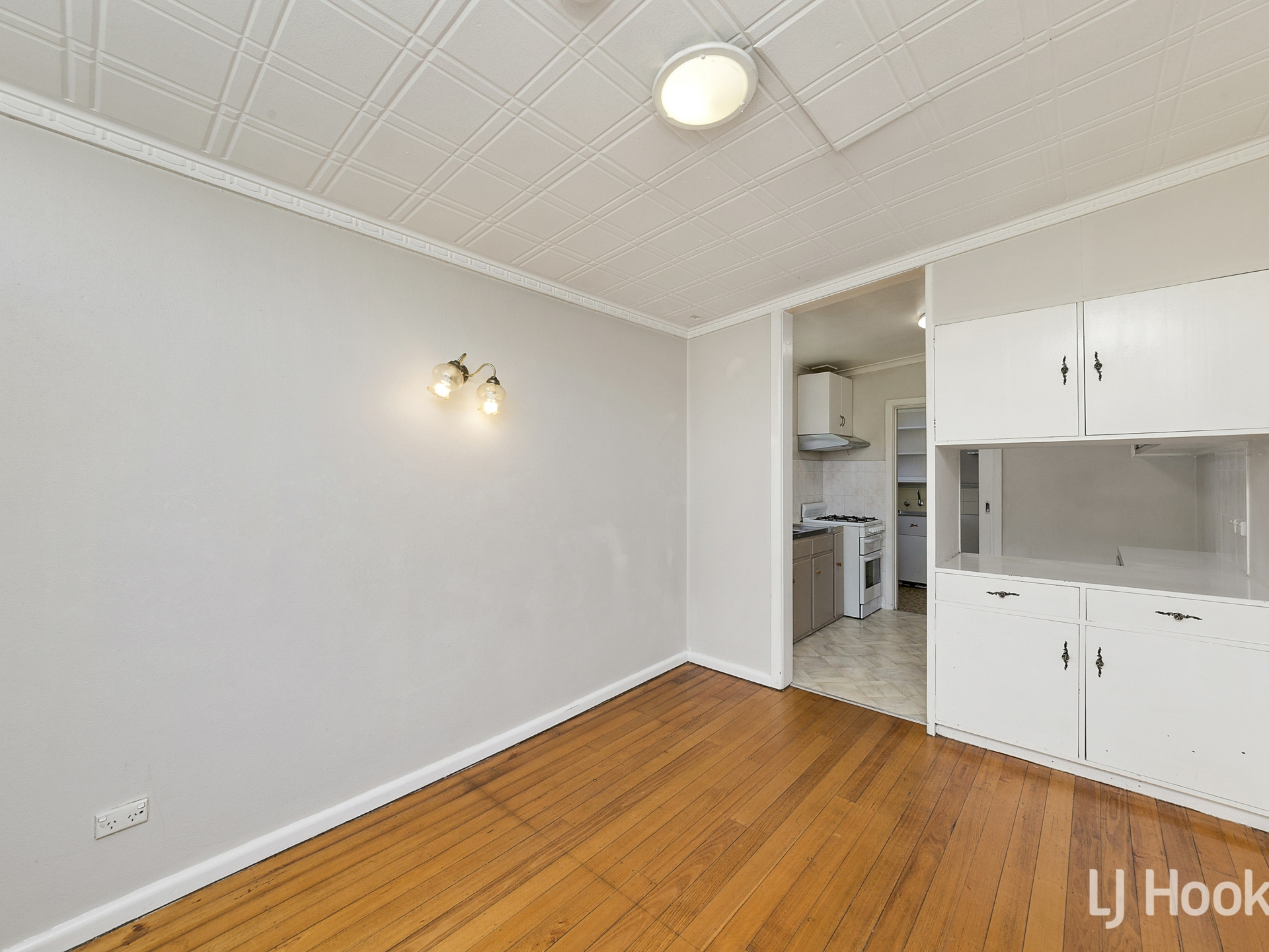 37 Majura Avenue, DICKSON