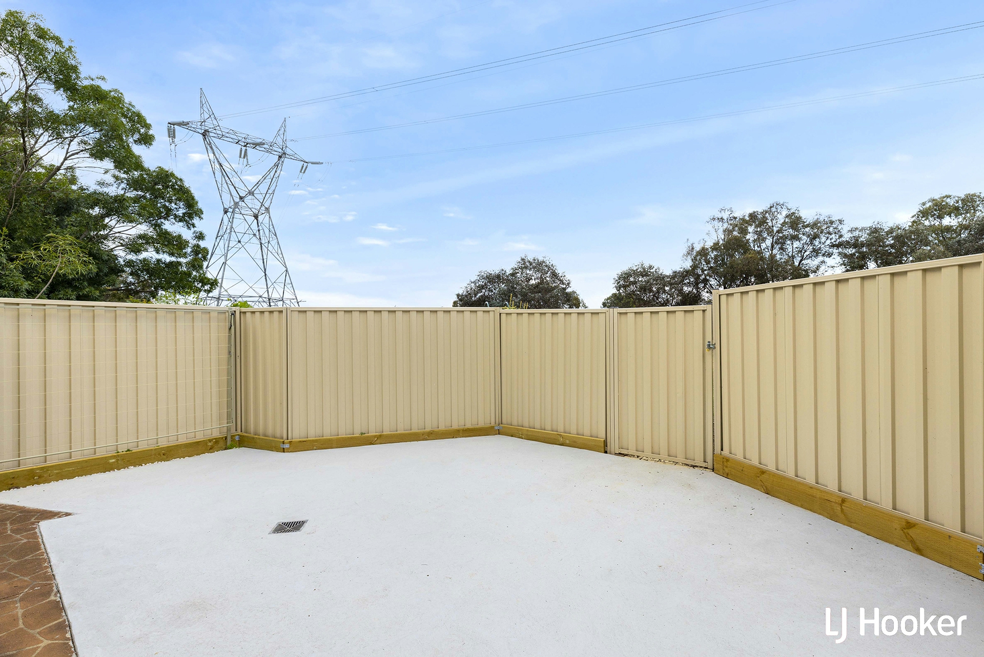 6/2 Dines Place, Bruce