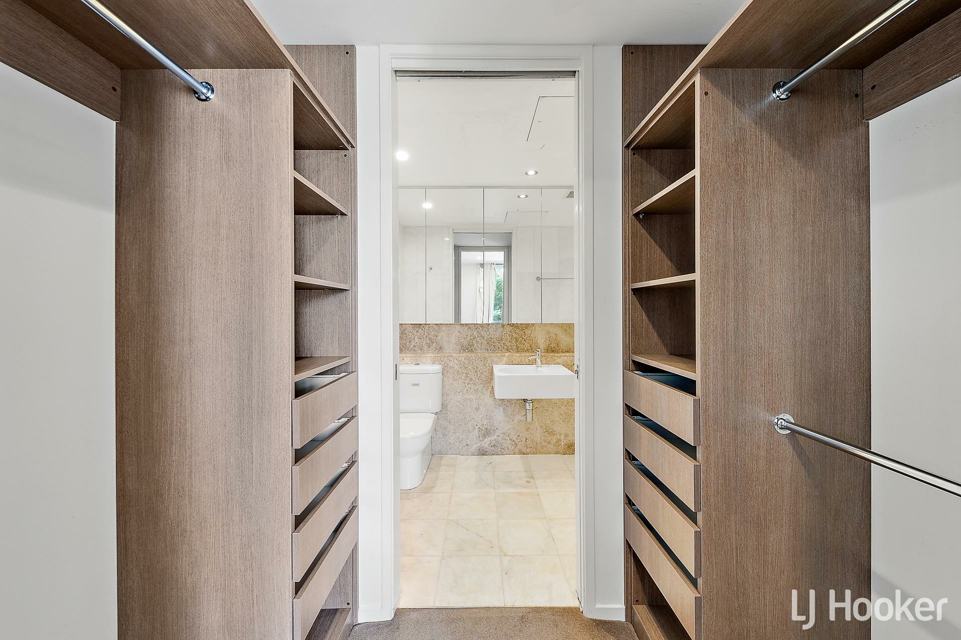 124/15 Coranderrk Street — photo 6 of 14