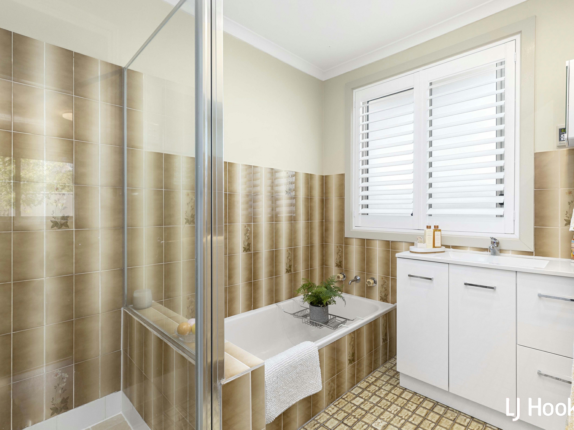2 Halford Crescent, PAGE