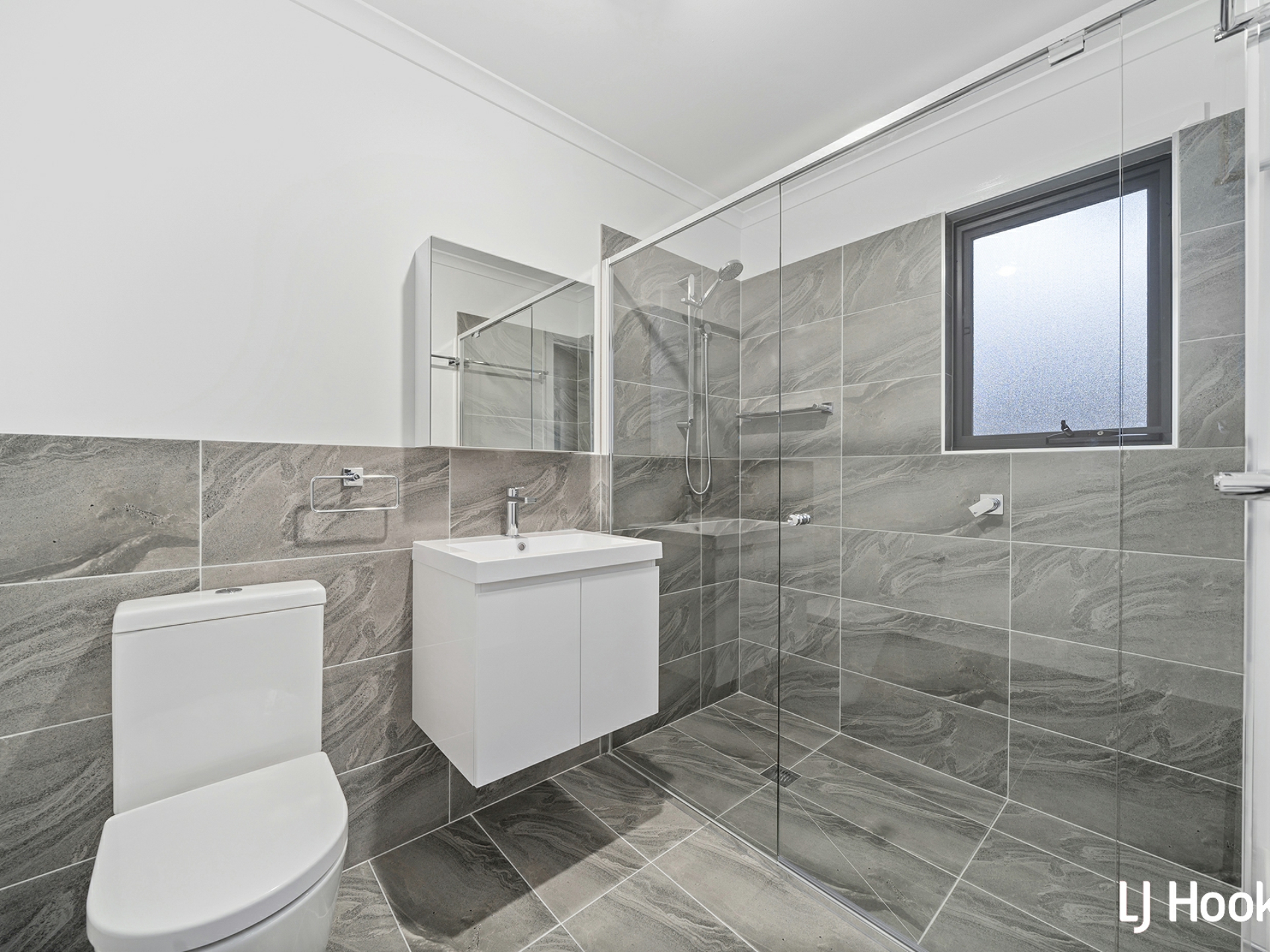 2 Halford Crescent, PAGE