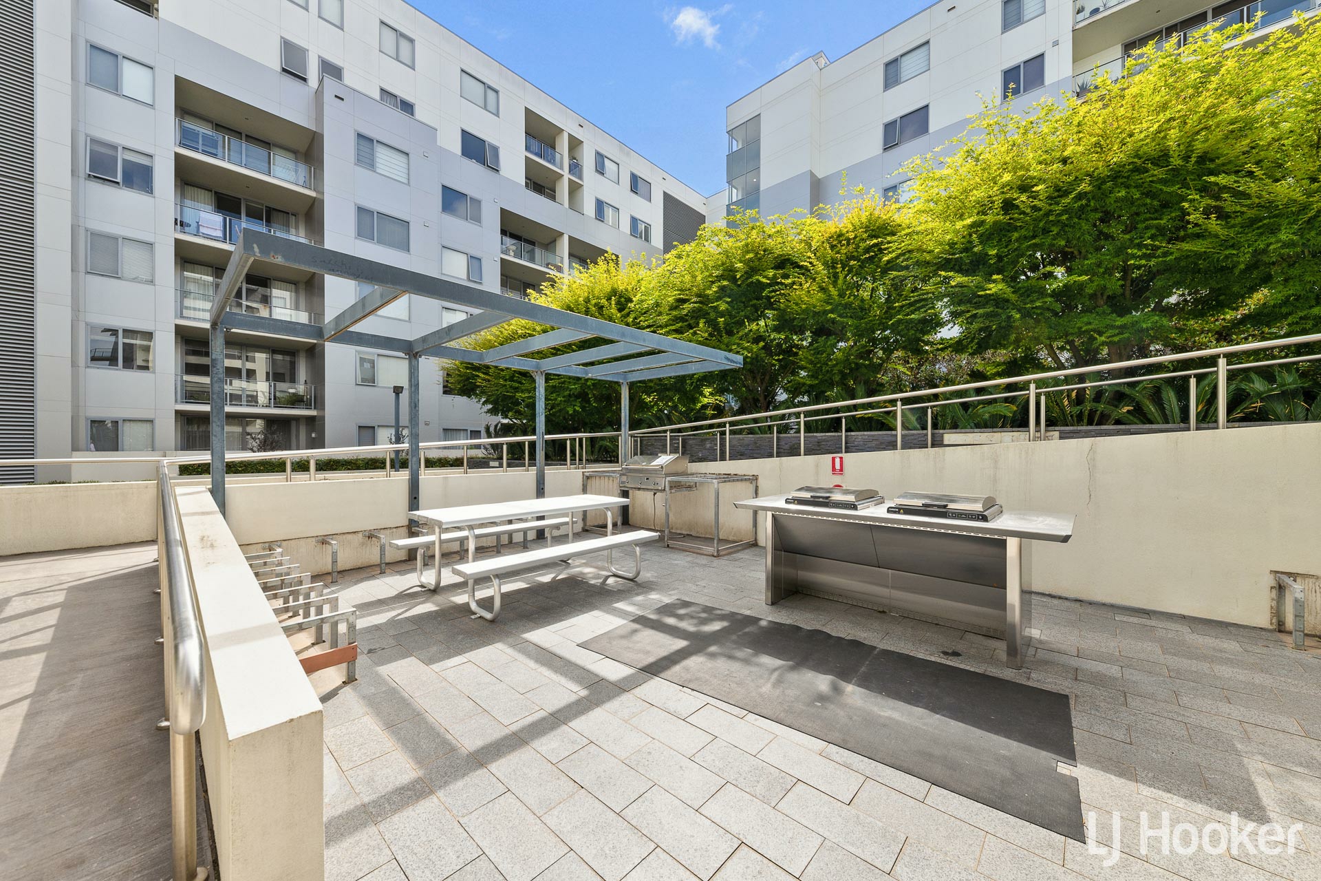124/15 Coranderrk Street — photo 12 of 14