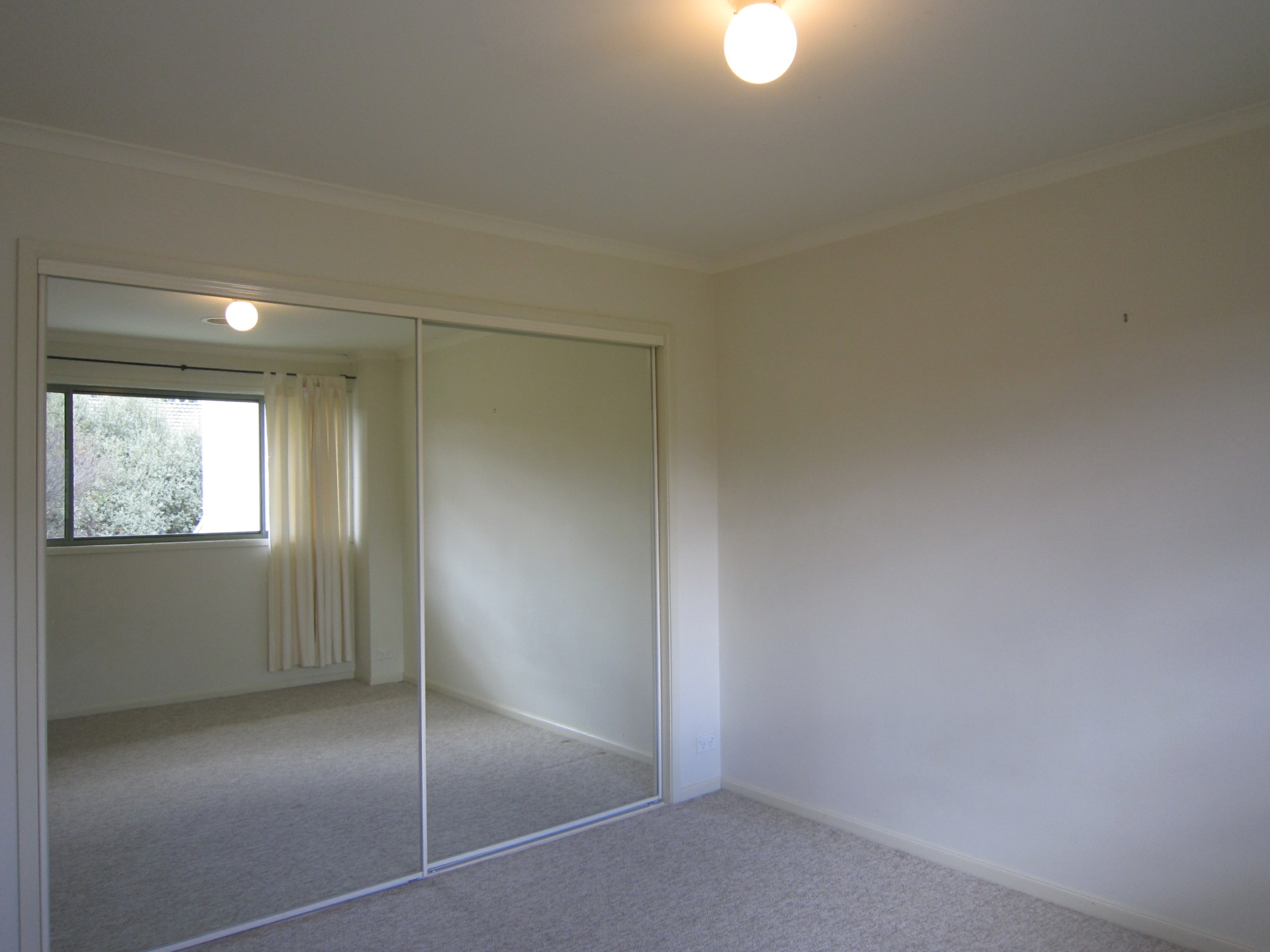 23/10 Federal Highway, WATSON