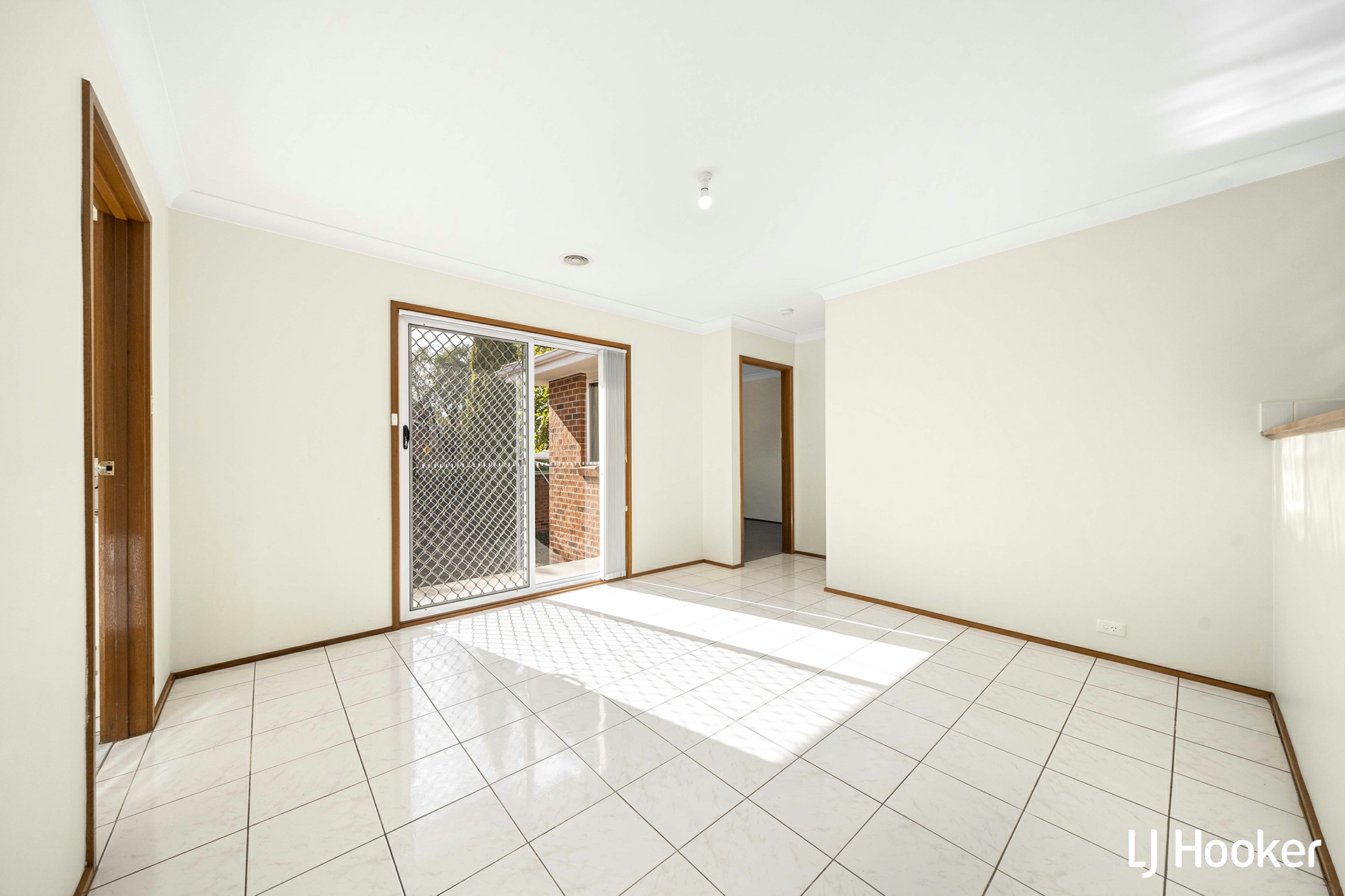 10/15 Namadgi Circuit, PALMERSTON