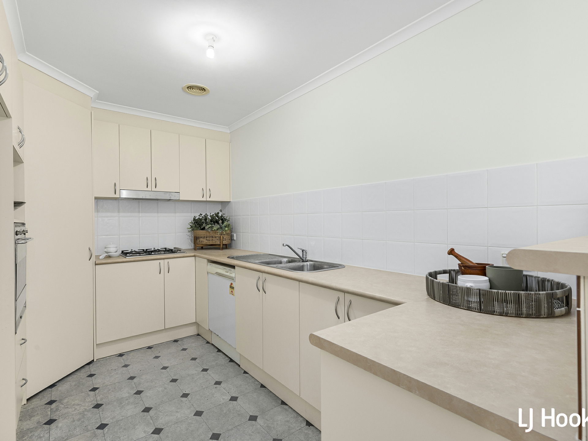 5 Dines Place, Bruce