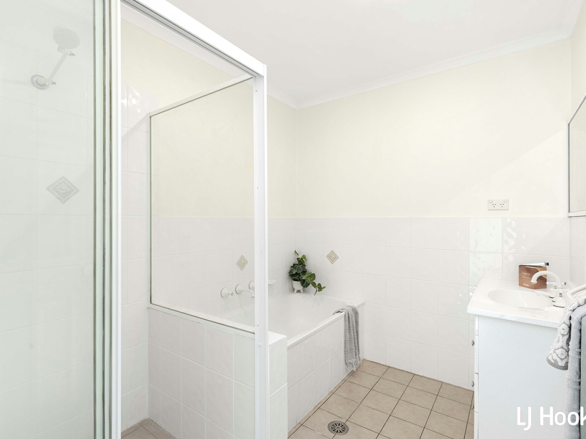 5 Dines Place, Bruce