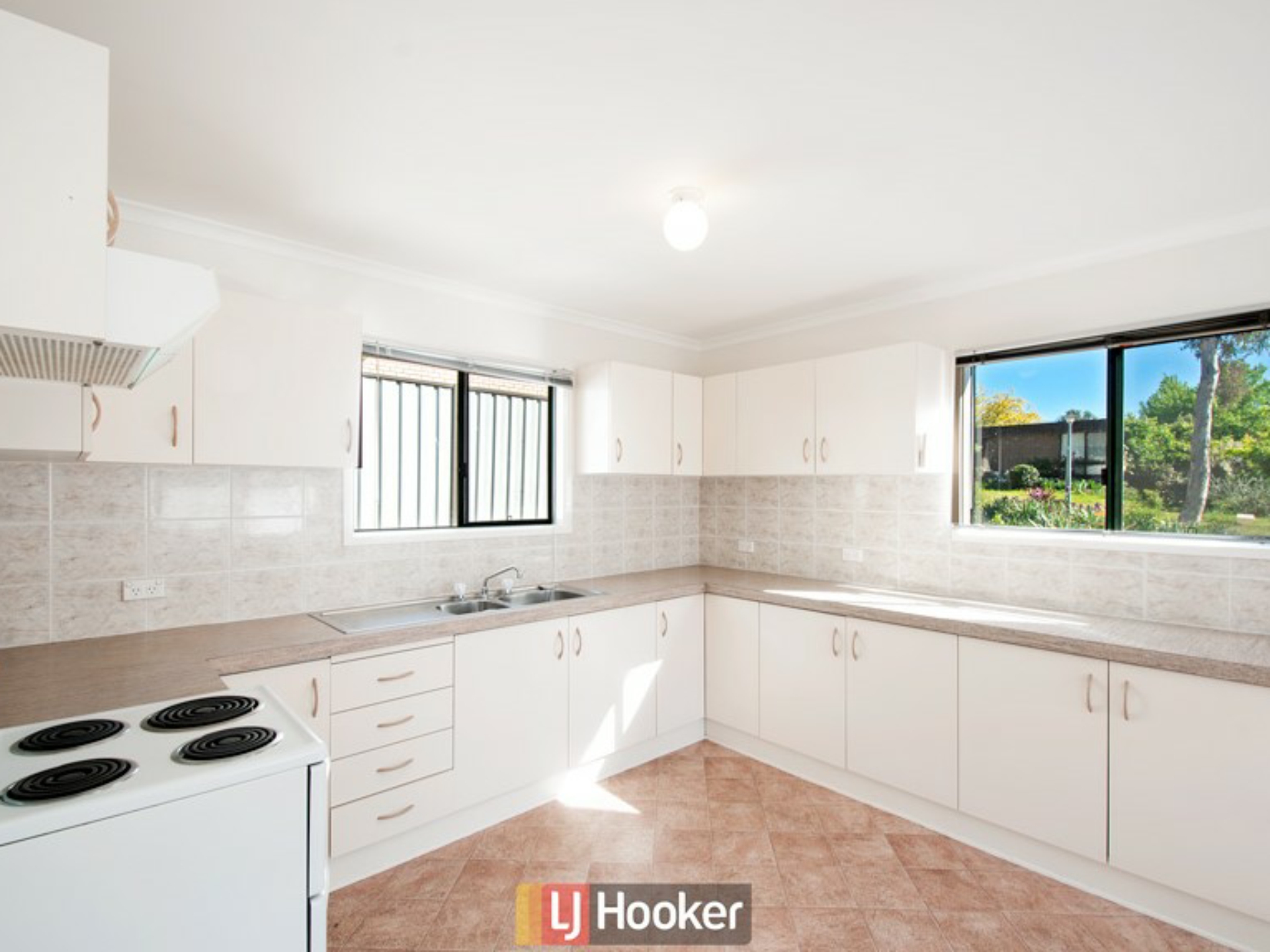 8A Cumpston Place, MACGREGOR