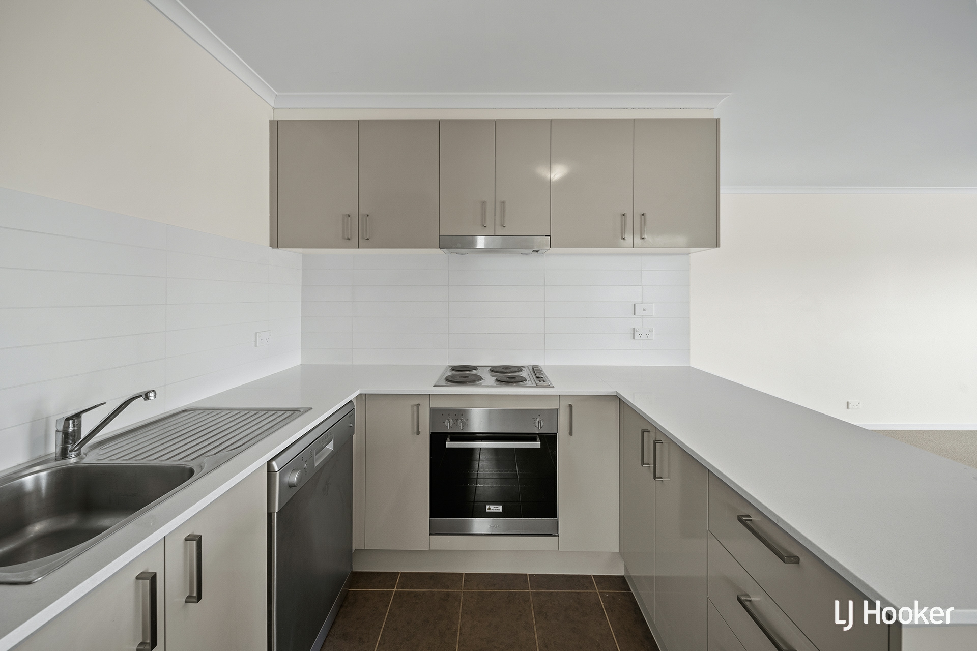 18/75 Elizabeth Jolley Crescent, FRANKLIN