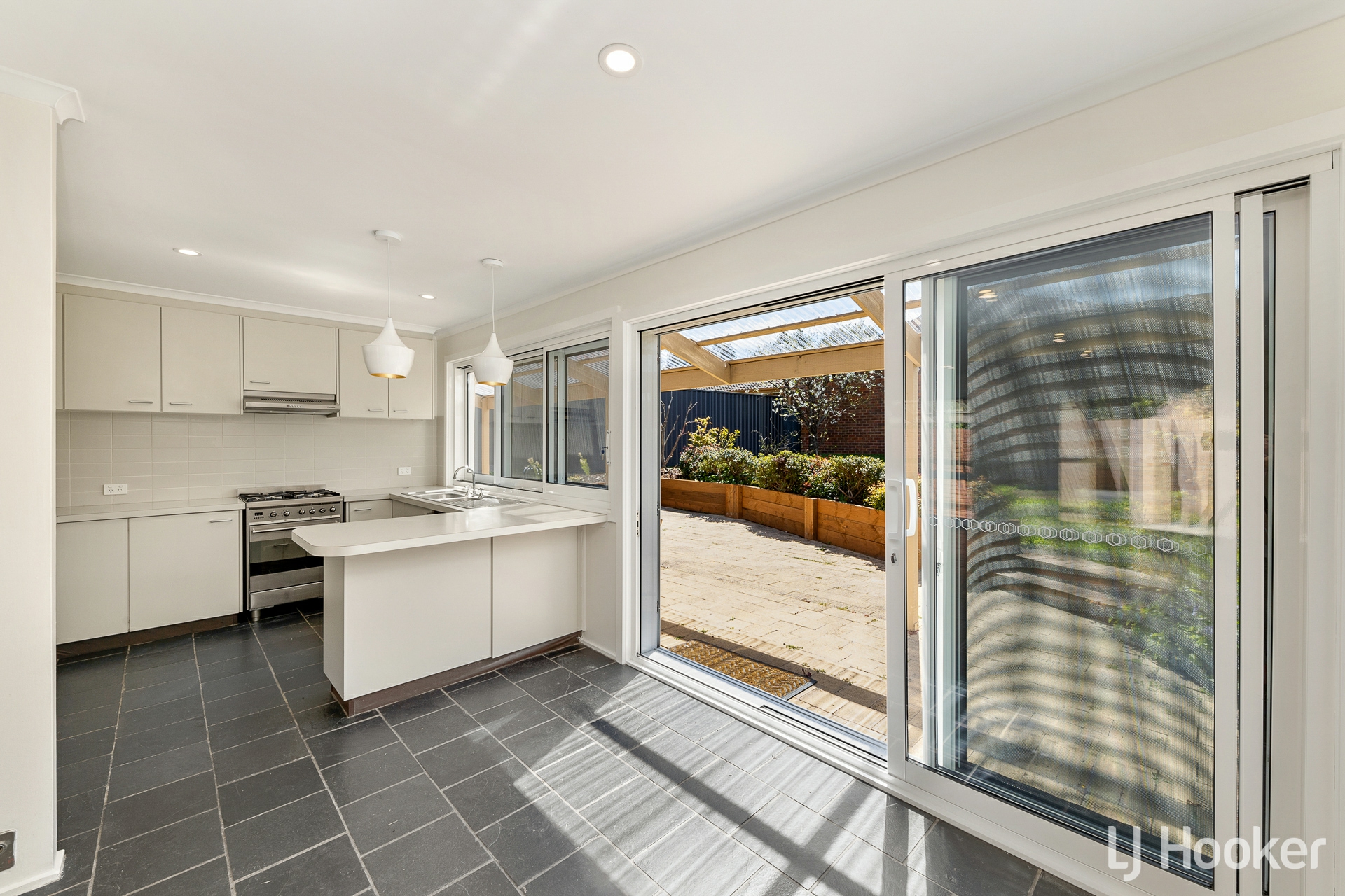 3 Summerville Crescent, FLOREY