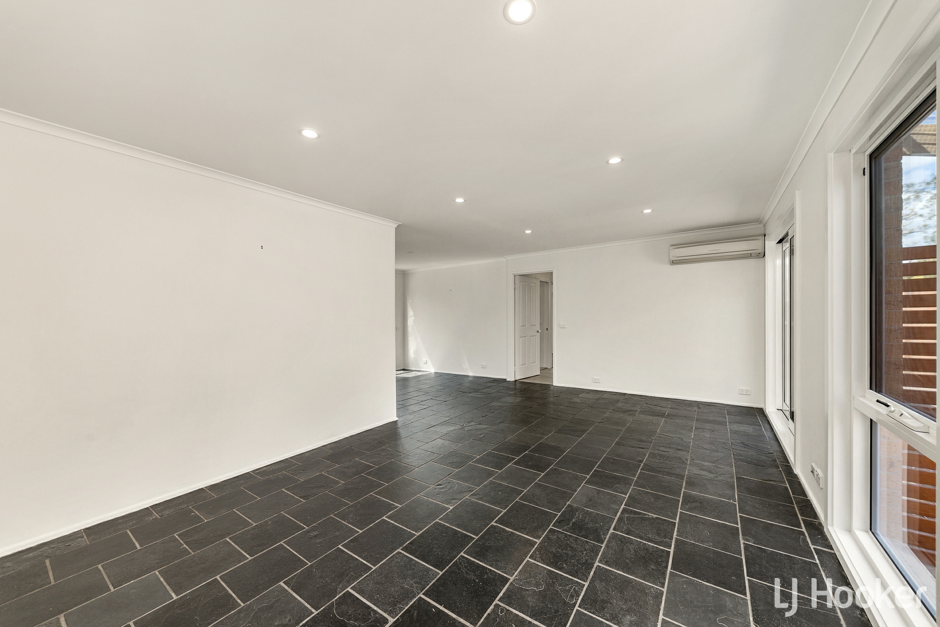 3 Summerville Crescent, FLOREY