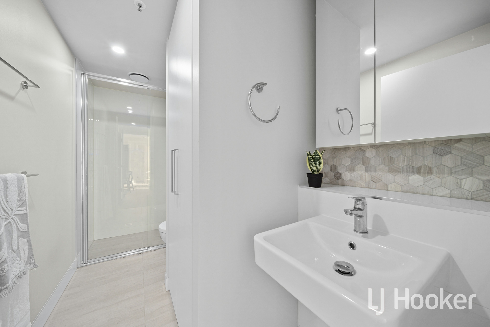 243/325 Anketell Street, GREENWAY