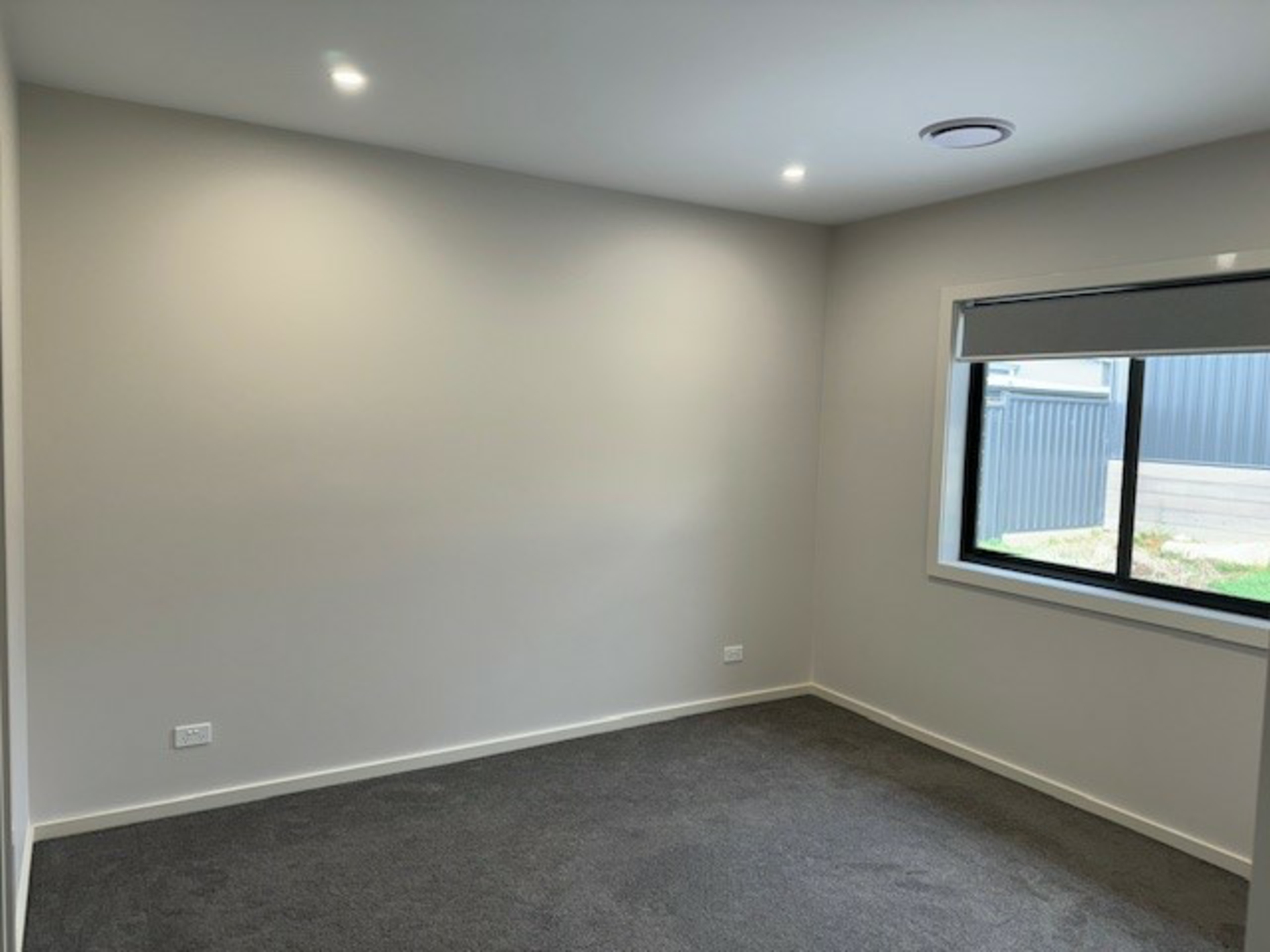 8 Perrott Street, TAYLOR
