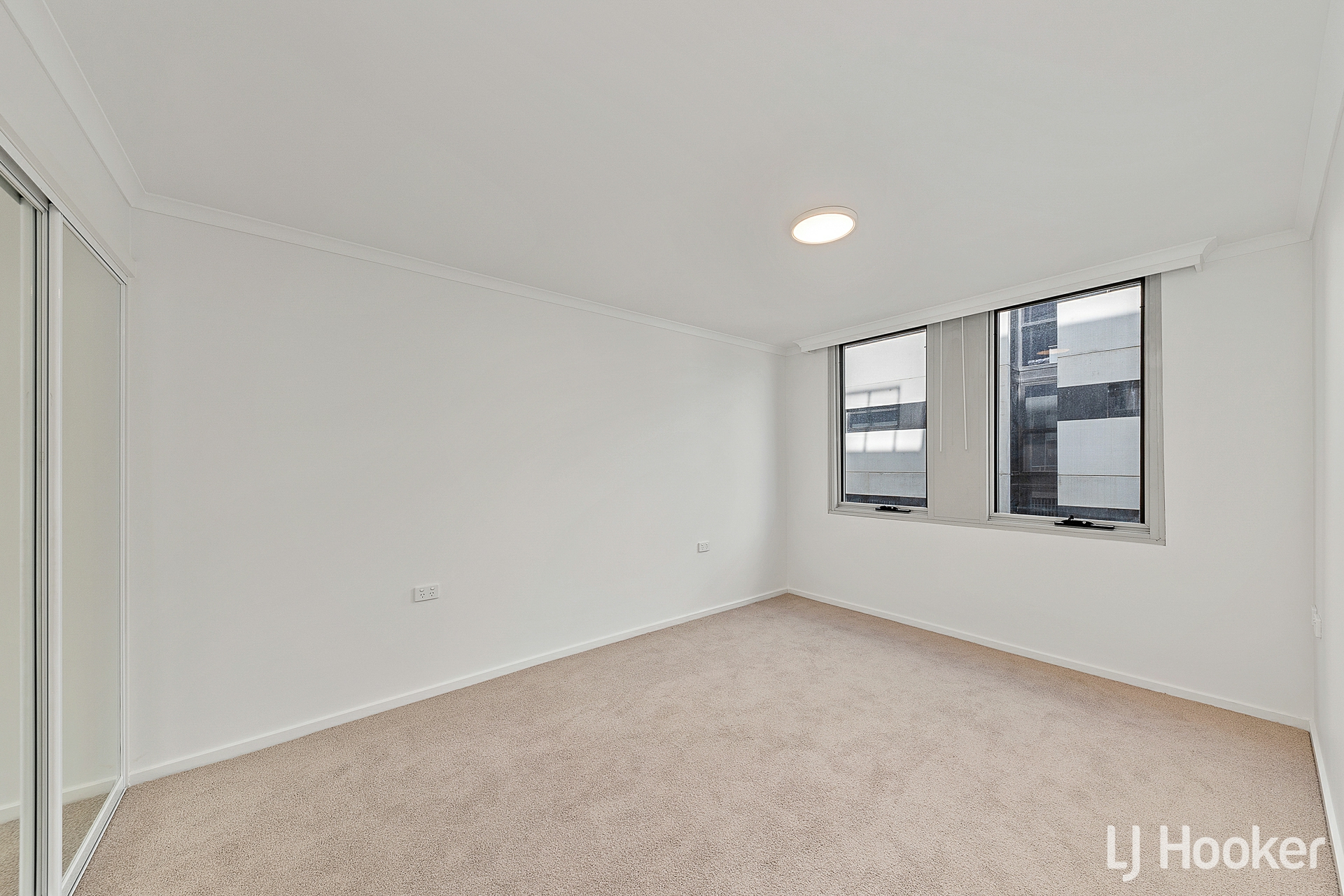 207/100 Northbourne Avenue, BRADDON