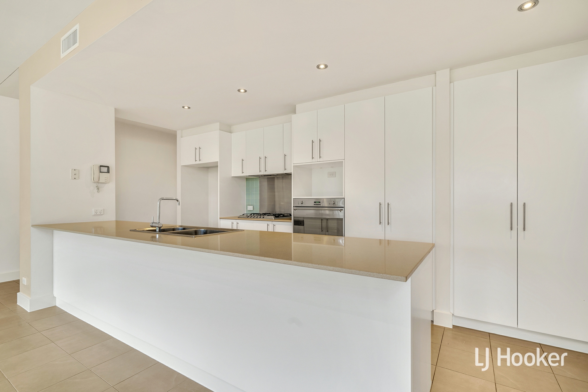 11/11 Joy Cummings Place, BELCONNEN