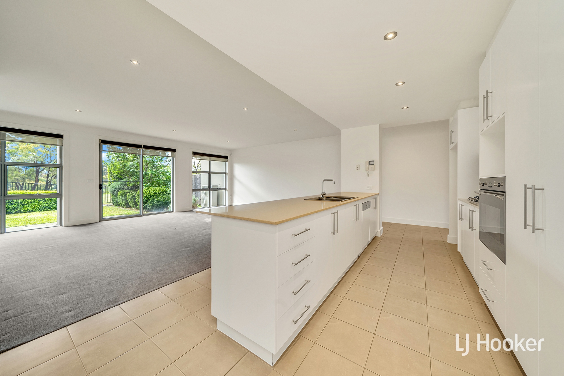 11/11 Joy Cummings Place, BELCONNEN