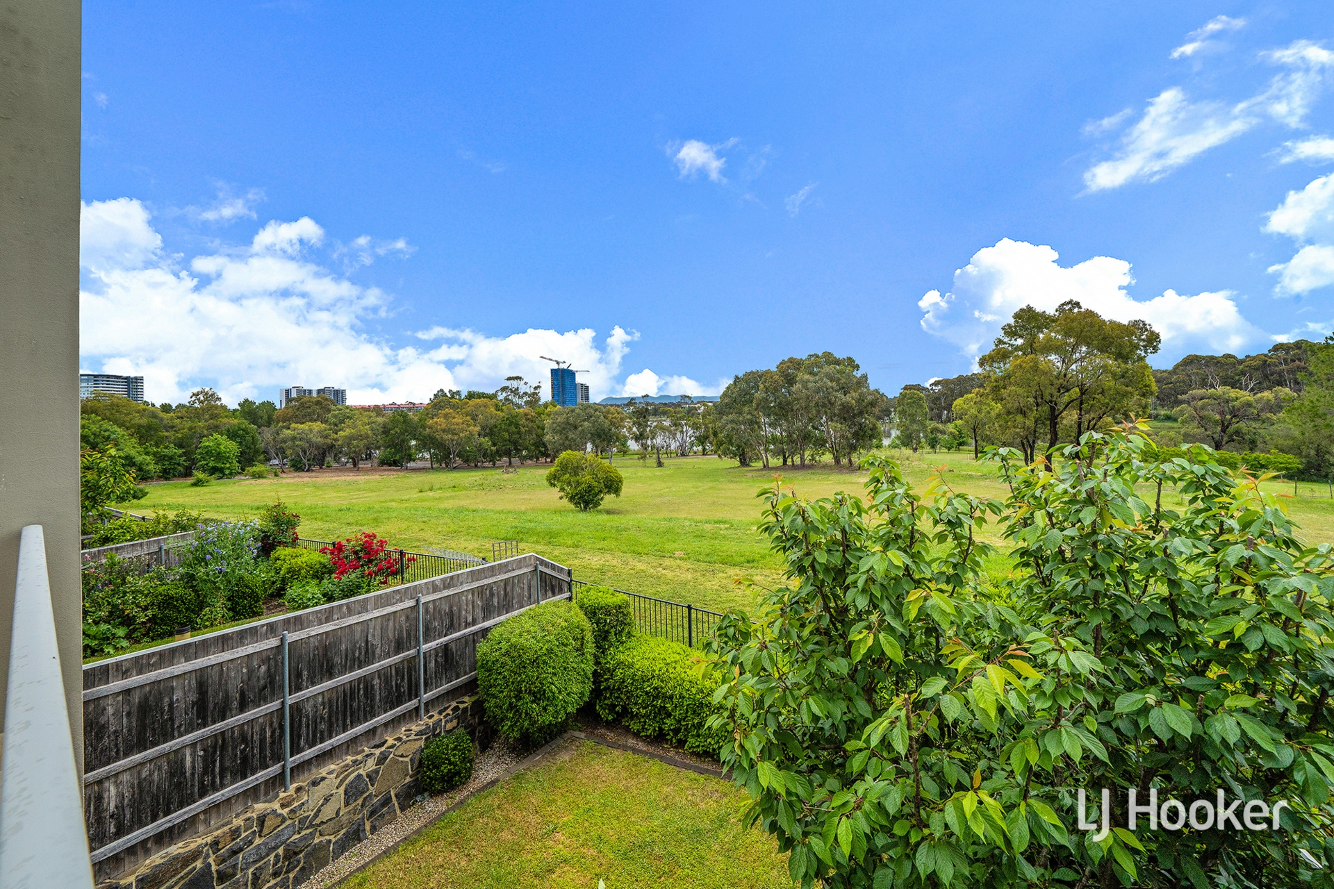 11/11 Joy Cummings Place, BELCONNEN