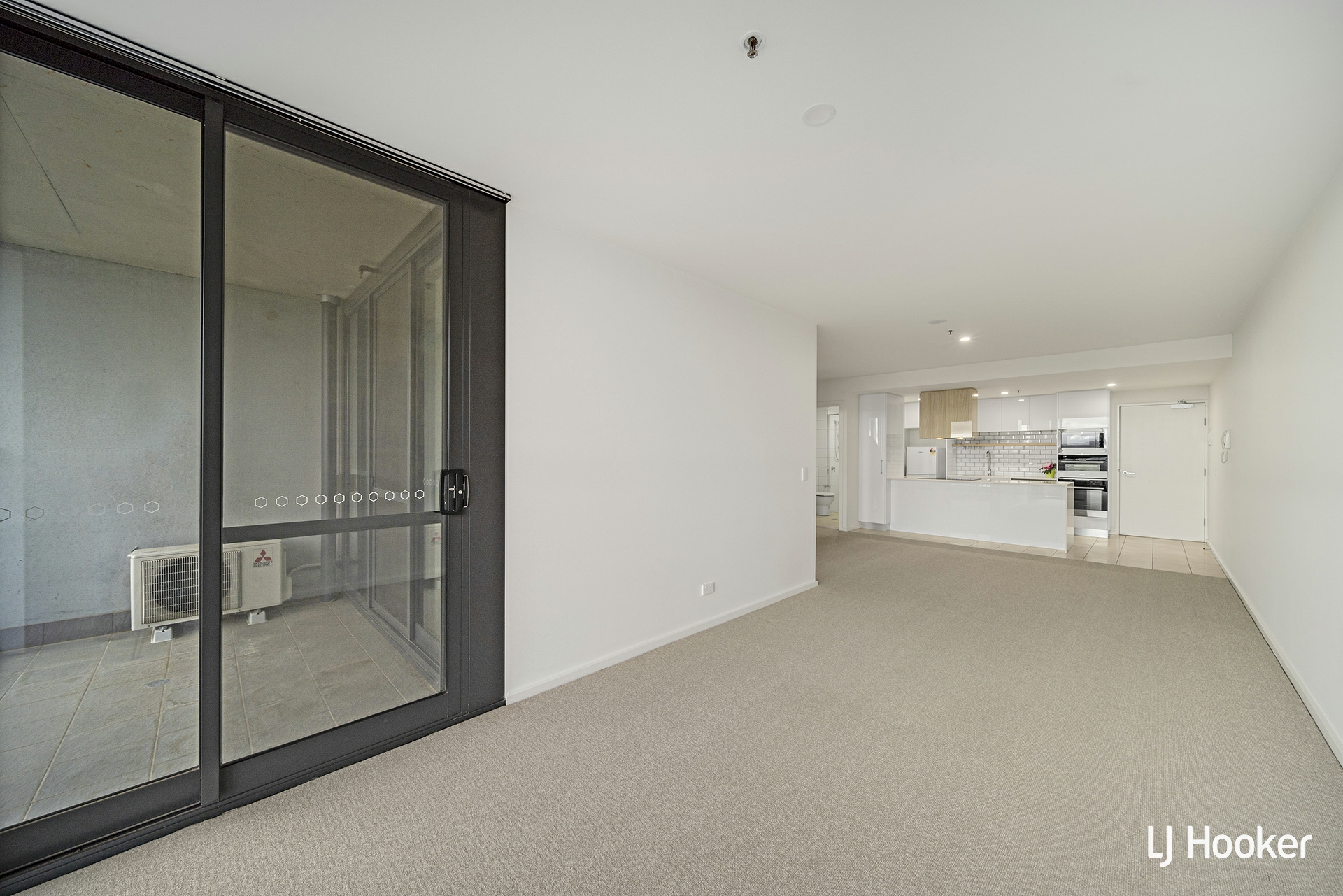 1307/120 Eastern Valley Way, BELCONNEN