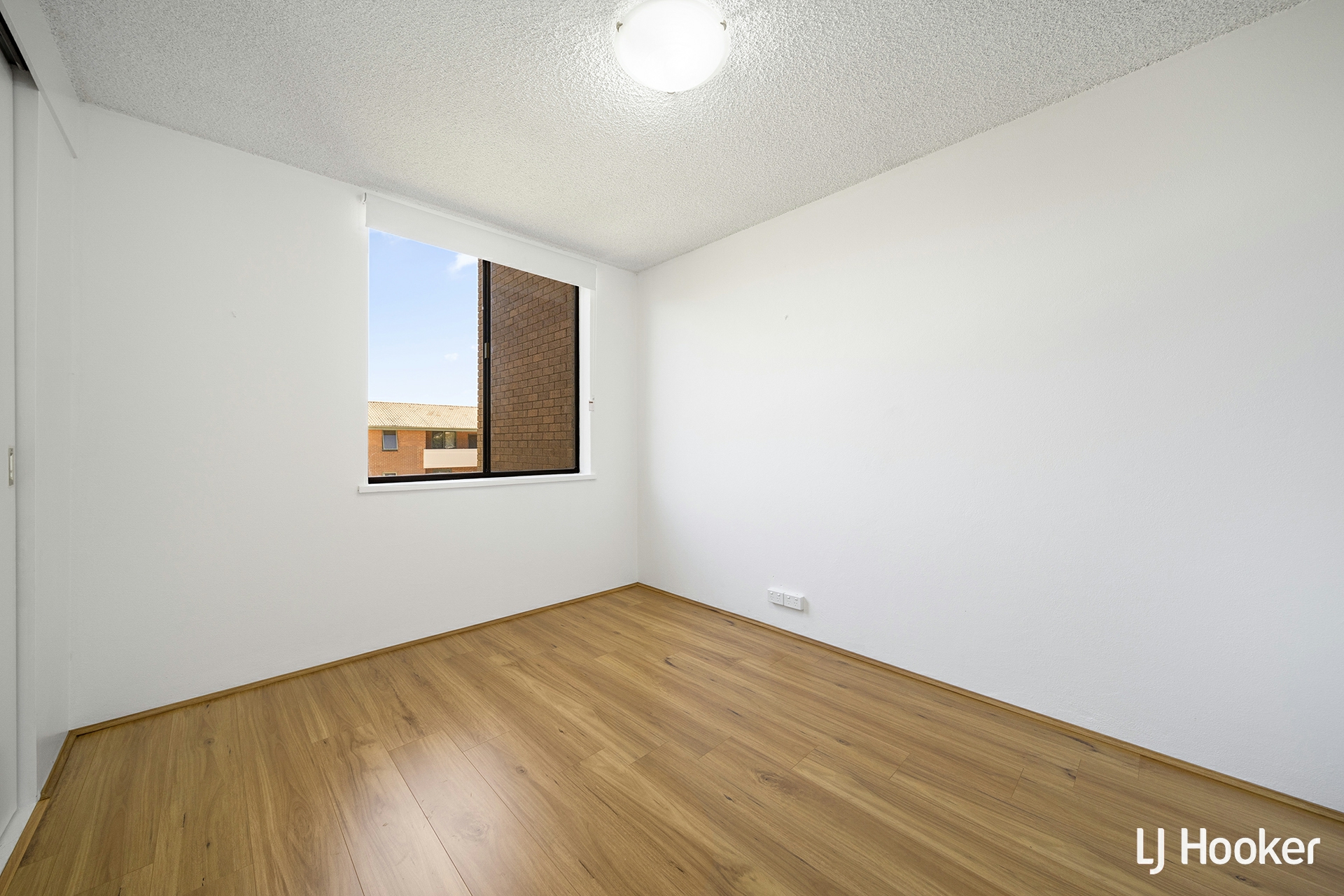 7/28 Springvale Drive, HAWKER