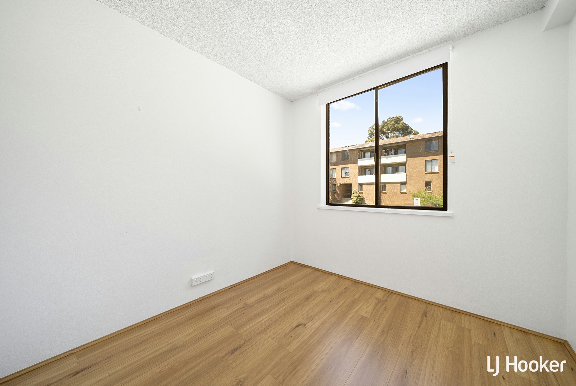 7/28 Springvale Drive, HAWKER