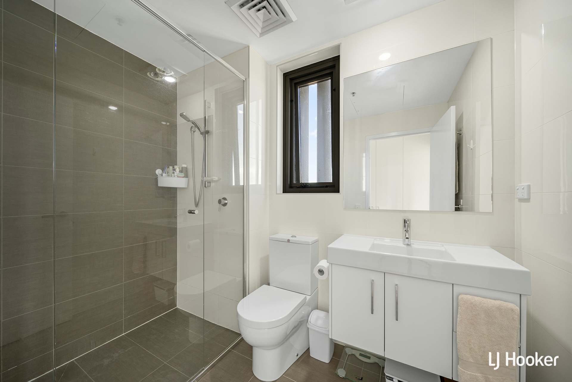 71/41 Chandler Street — photo 10 of 14
