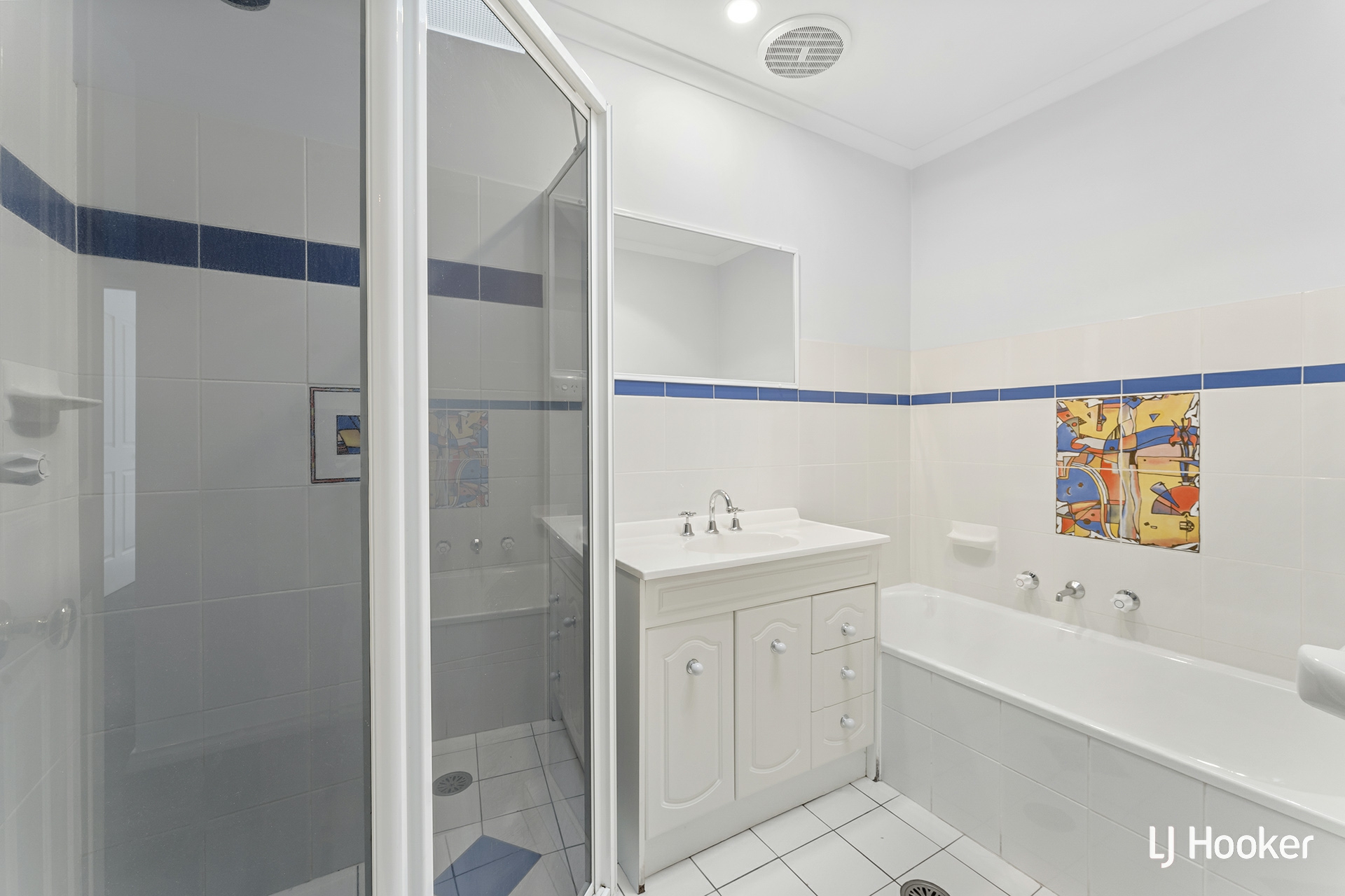 44 Tazewell Circuit — photo 10 of 12
