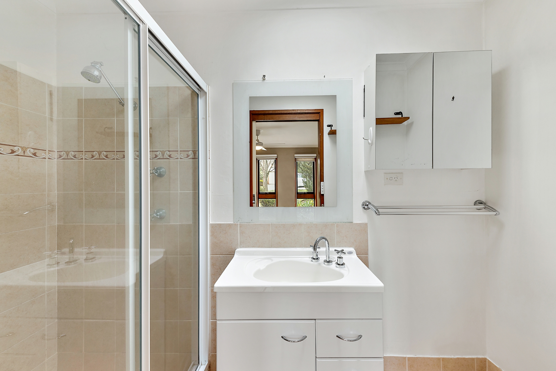 18 Le Souef Crescent, FLOREY