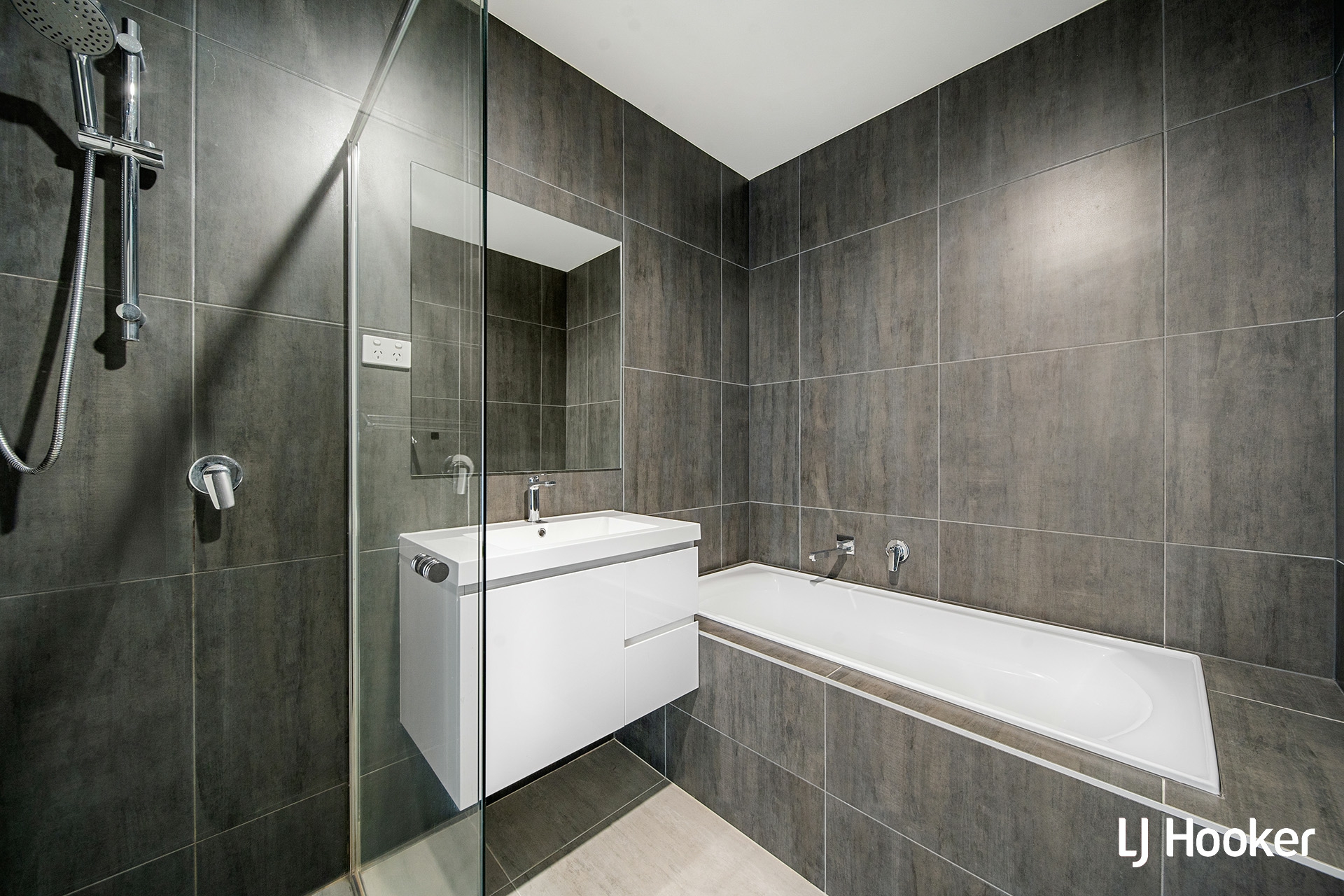 127 Lionel Rose Street, STRATHNAIRN