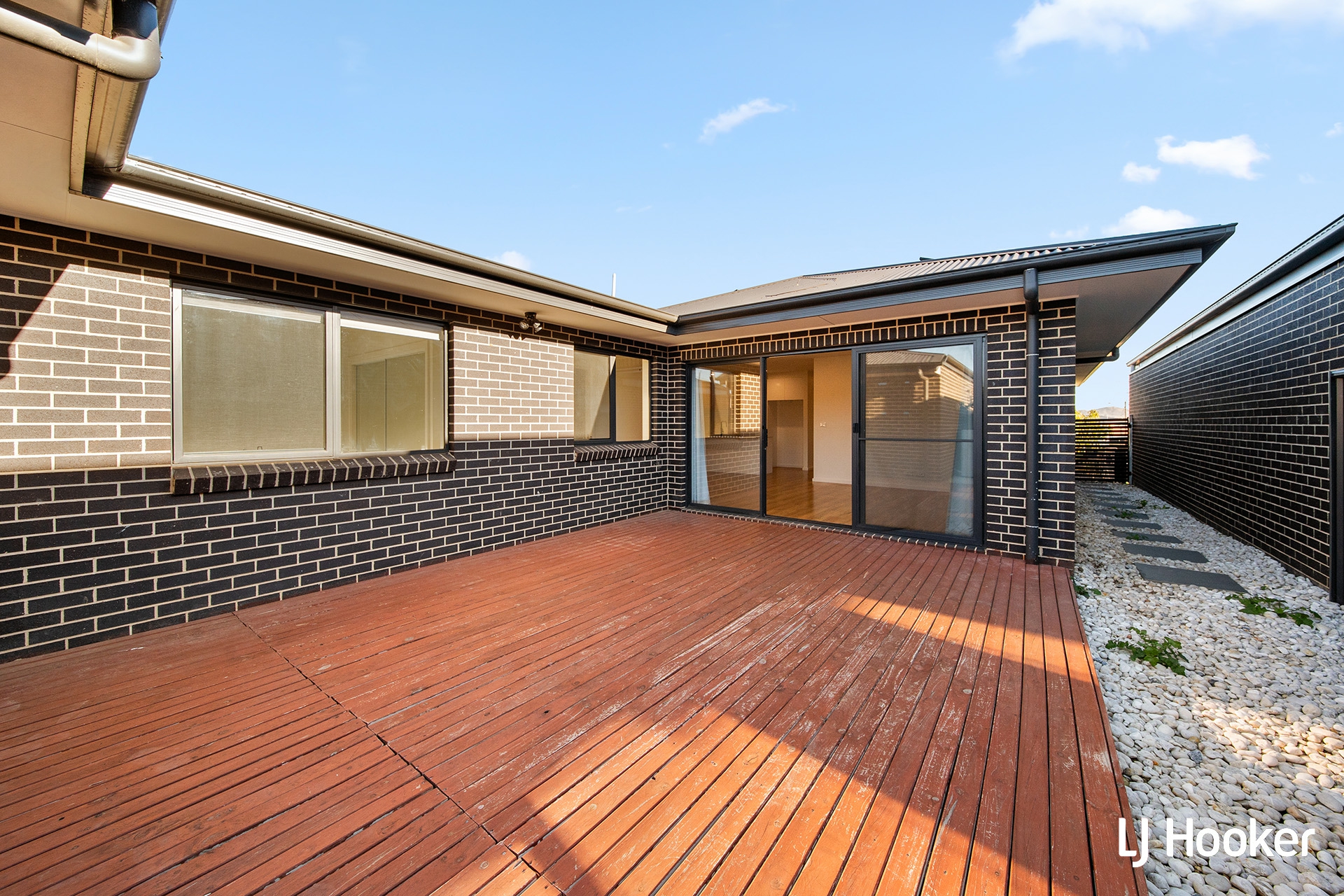 127 Lionel Rose Street, STRATHNAIRN