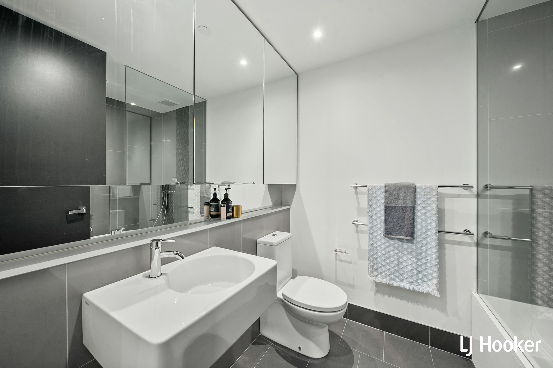409/19 Marcus Clarke Street, CITY