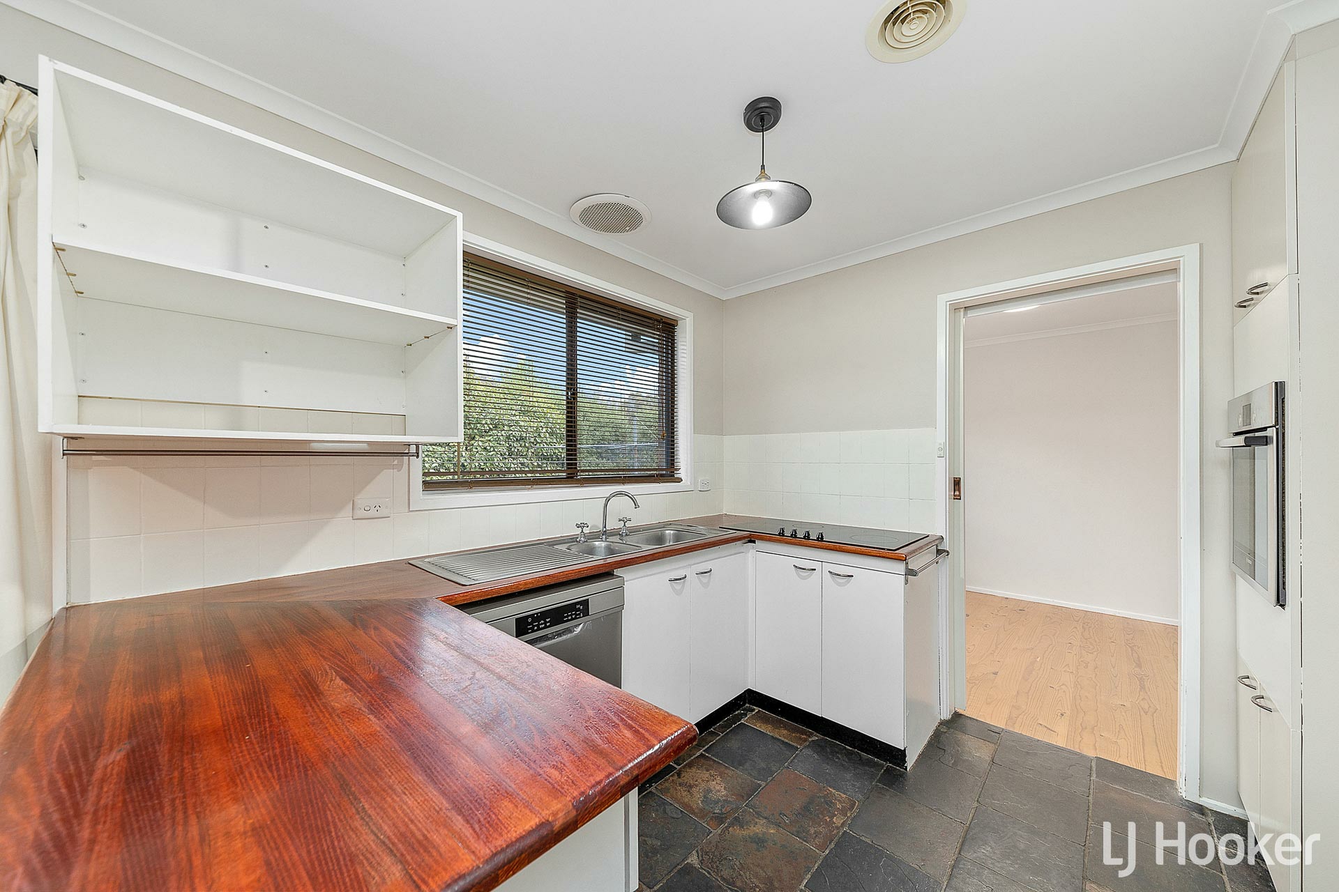 7 Bolliger Place, FLOREY