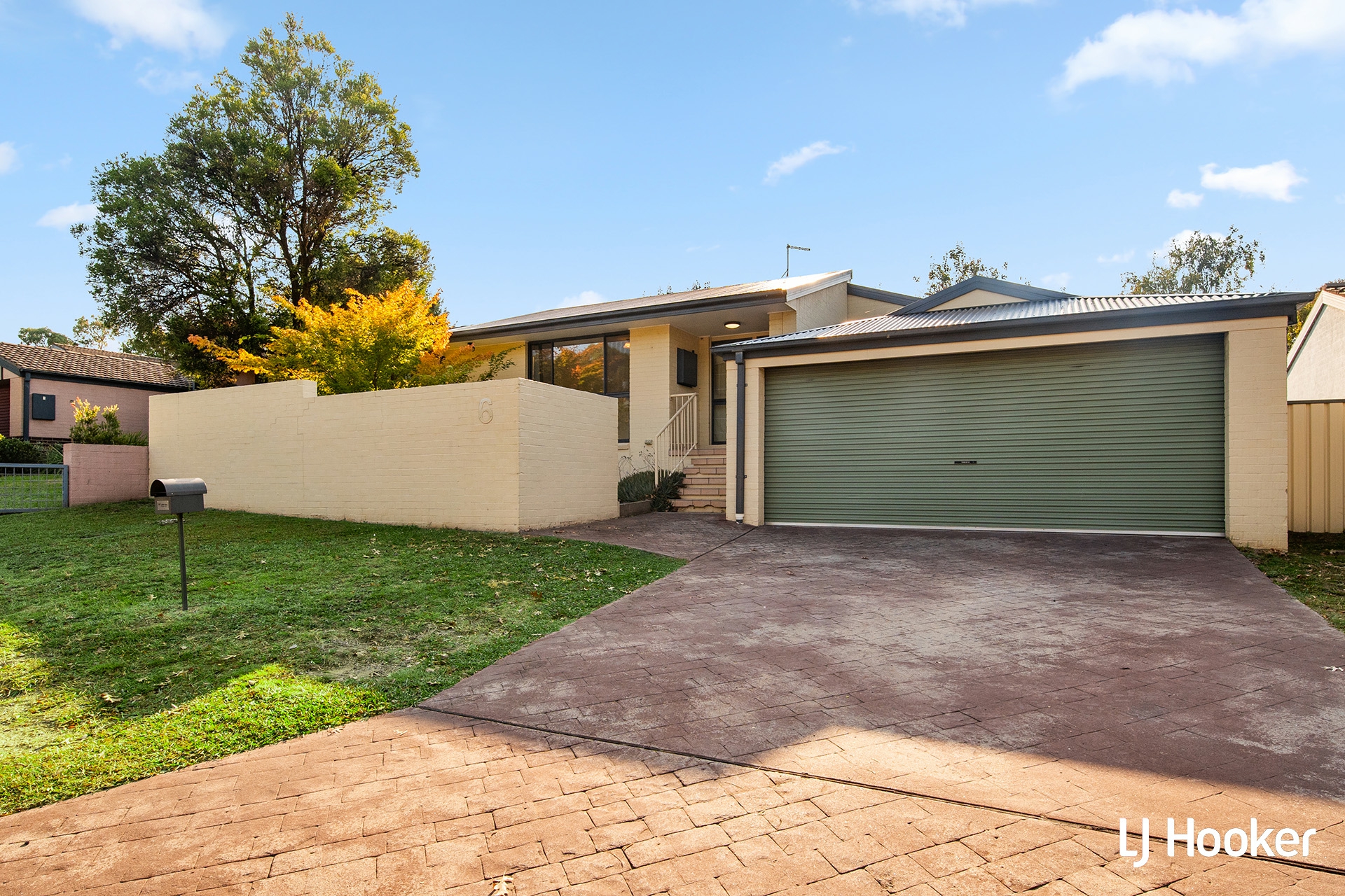 6 Nivison Place, CHARNWOOD