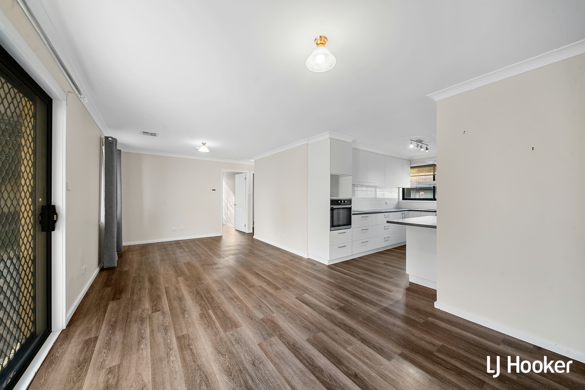 6 Nivison Place, CHARNWOOD