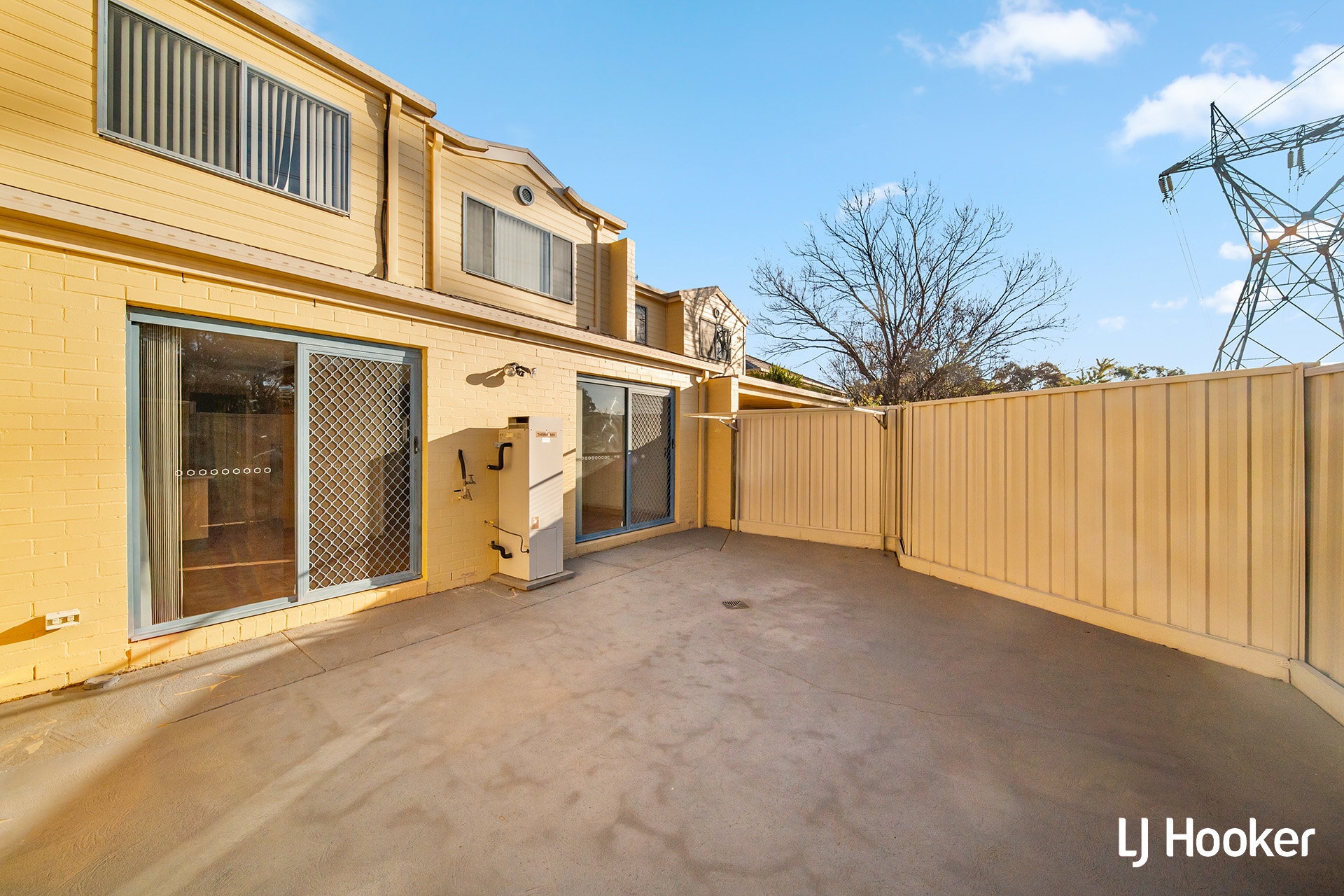 6/2 Dines Place, Bruce