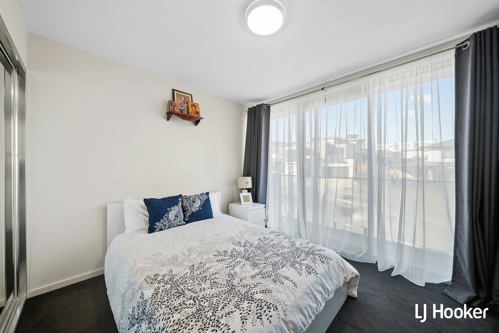 28 Toorale Terrace — photo 8 of 9