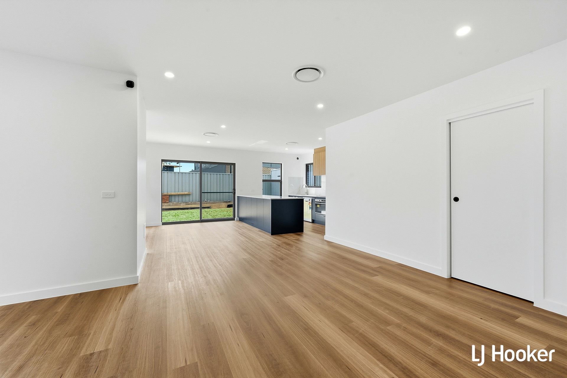 49 Negus Crescent — photo 5 of 18