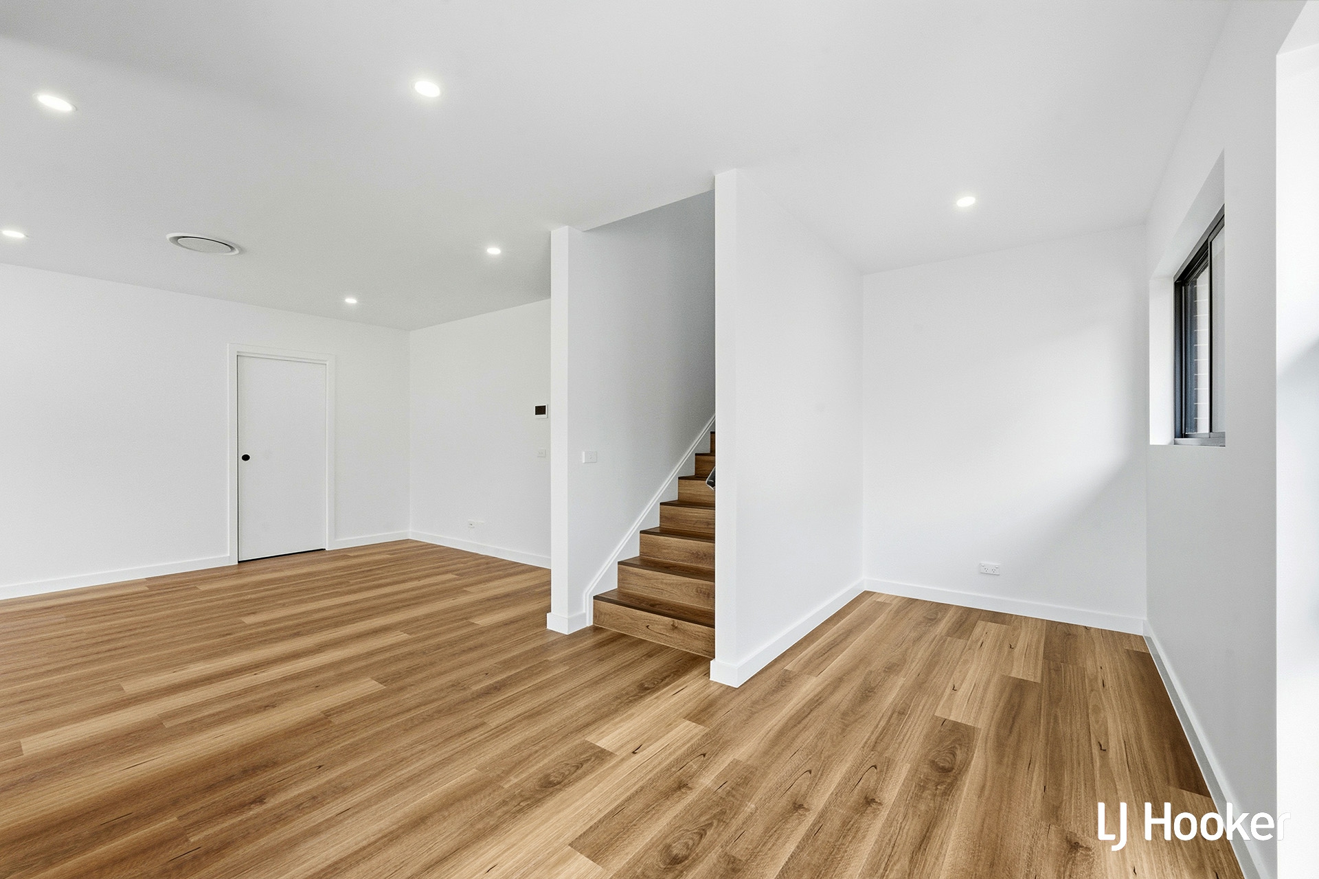 49 Negus Crescent — photo 11 of 18
