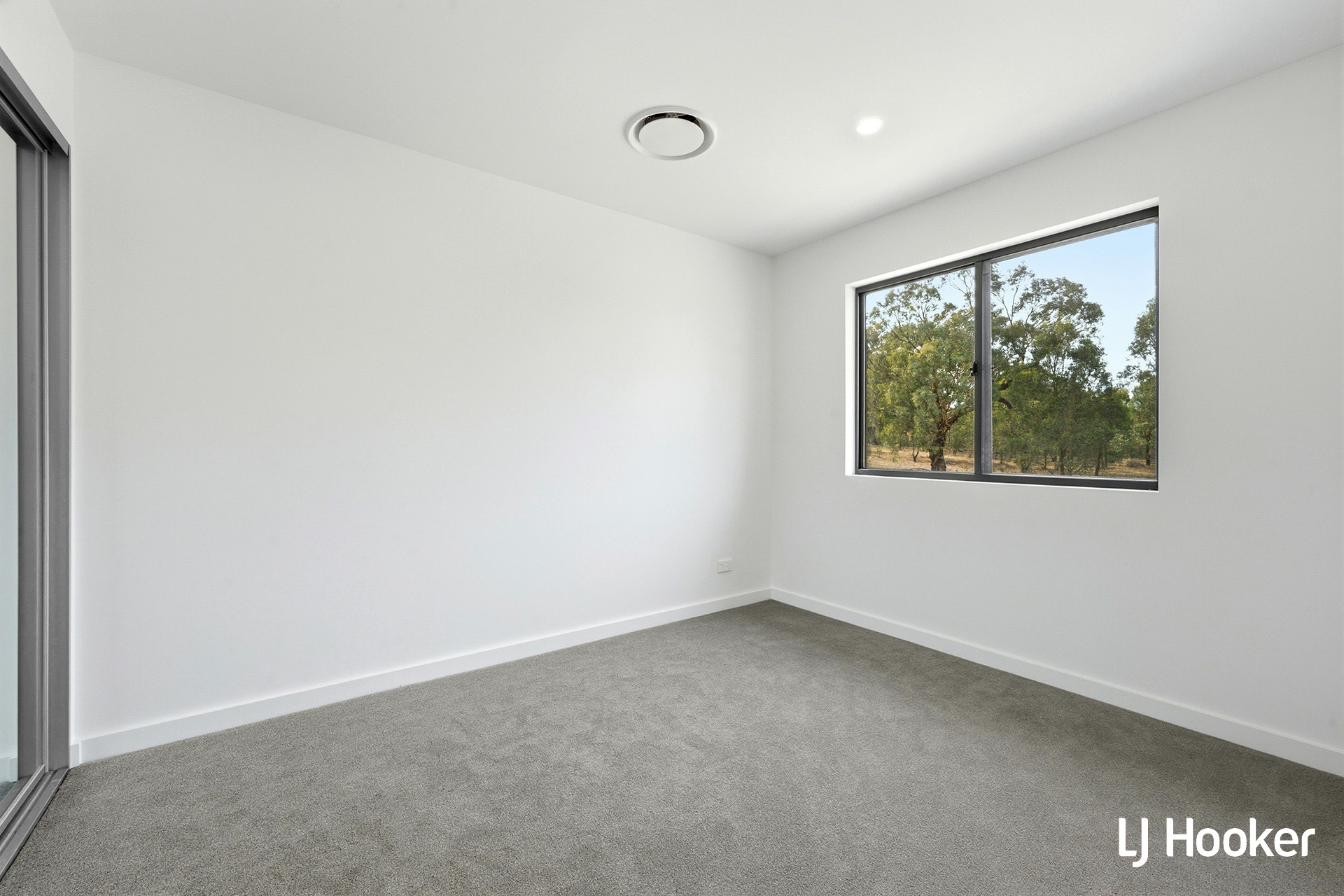 49 Negus Crescent — photo 16 of 18